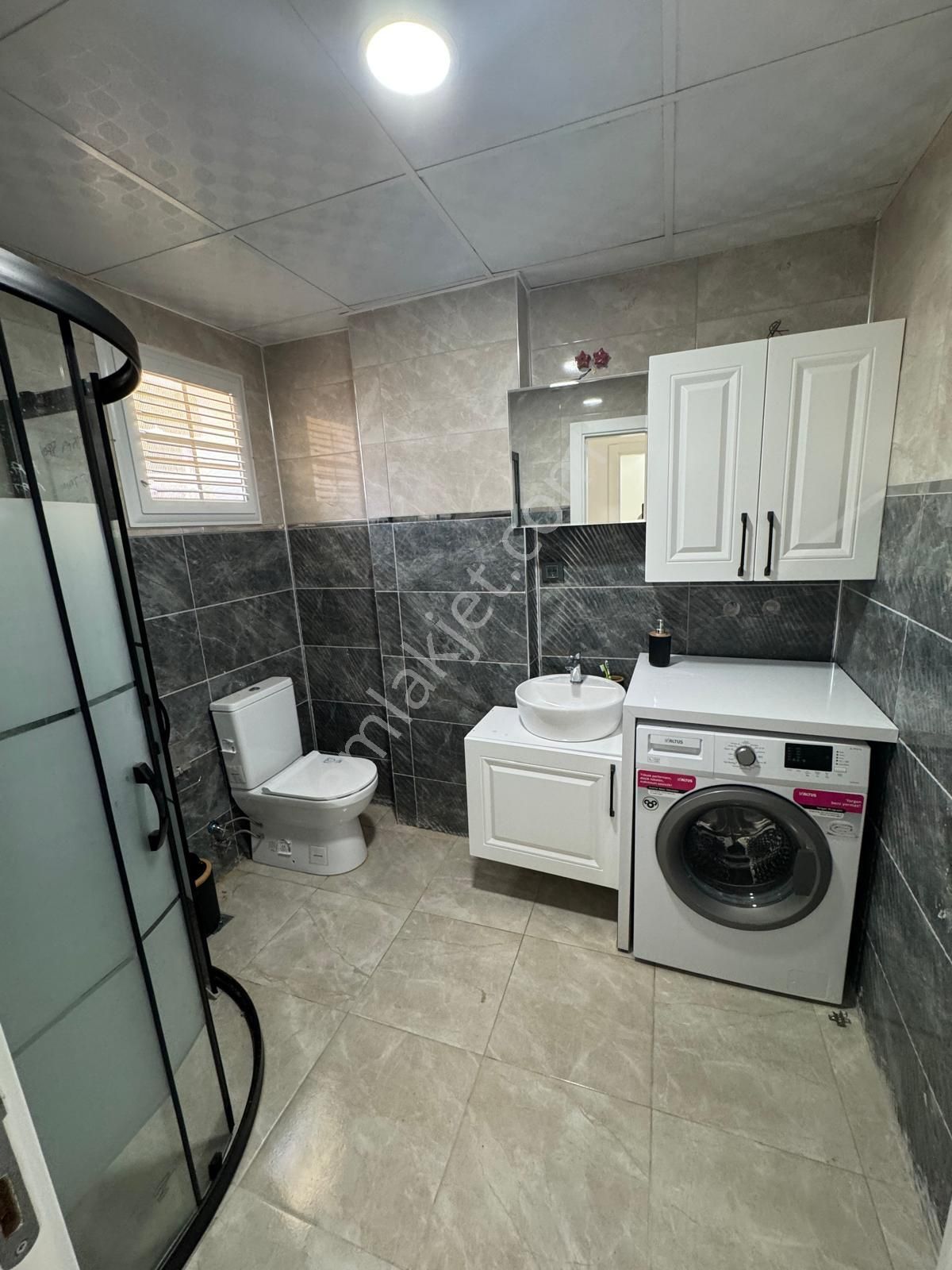 Soğucak'ta Tek Müstakil Villa - Görsel 15