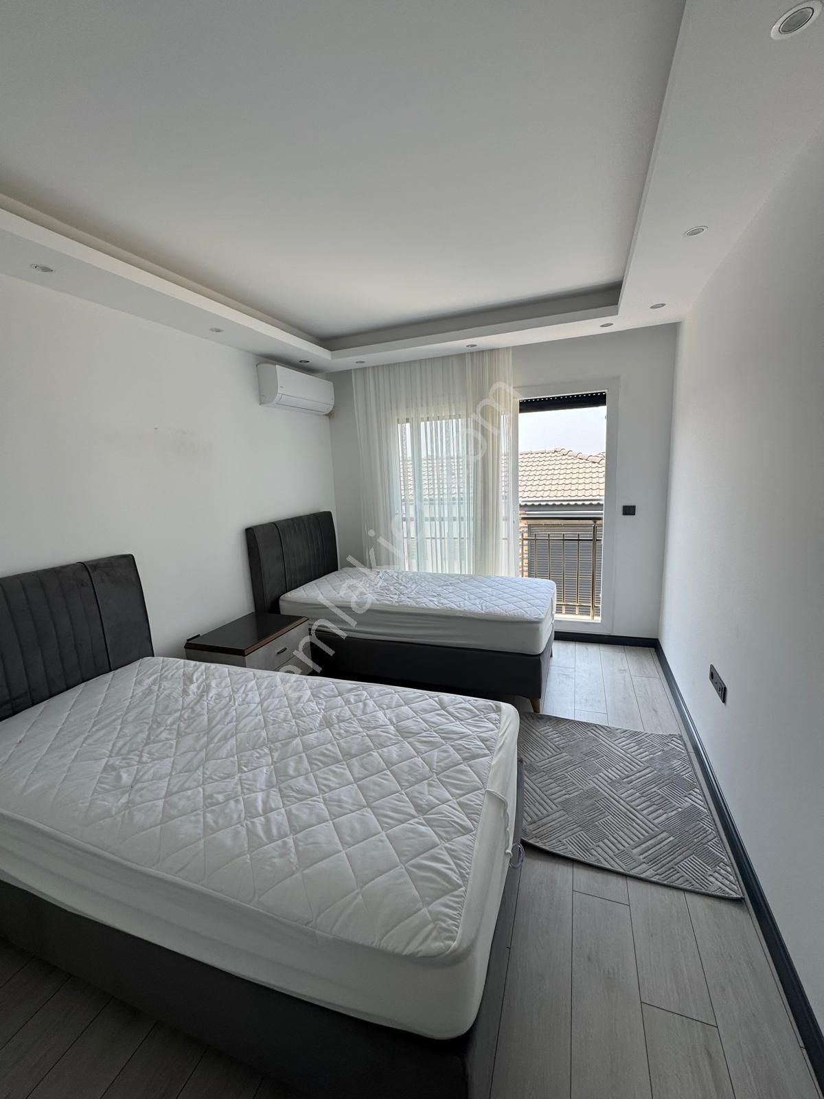 Soğucak'ta Tek Müstakil Villa - Görsel 11