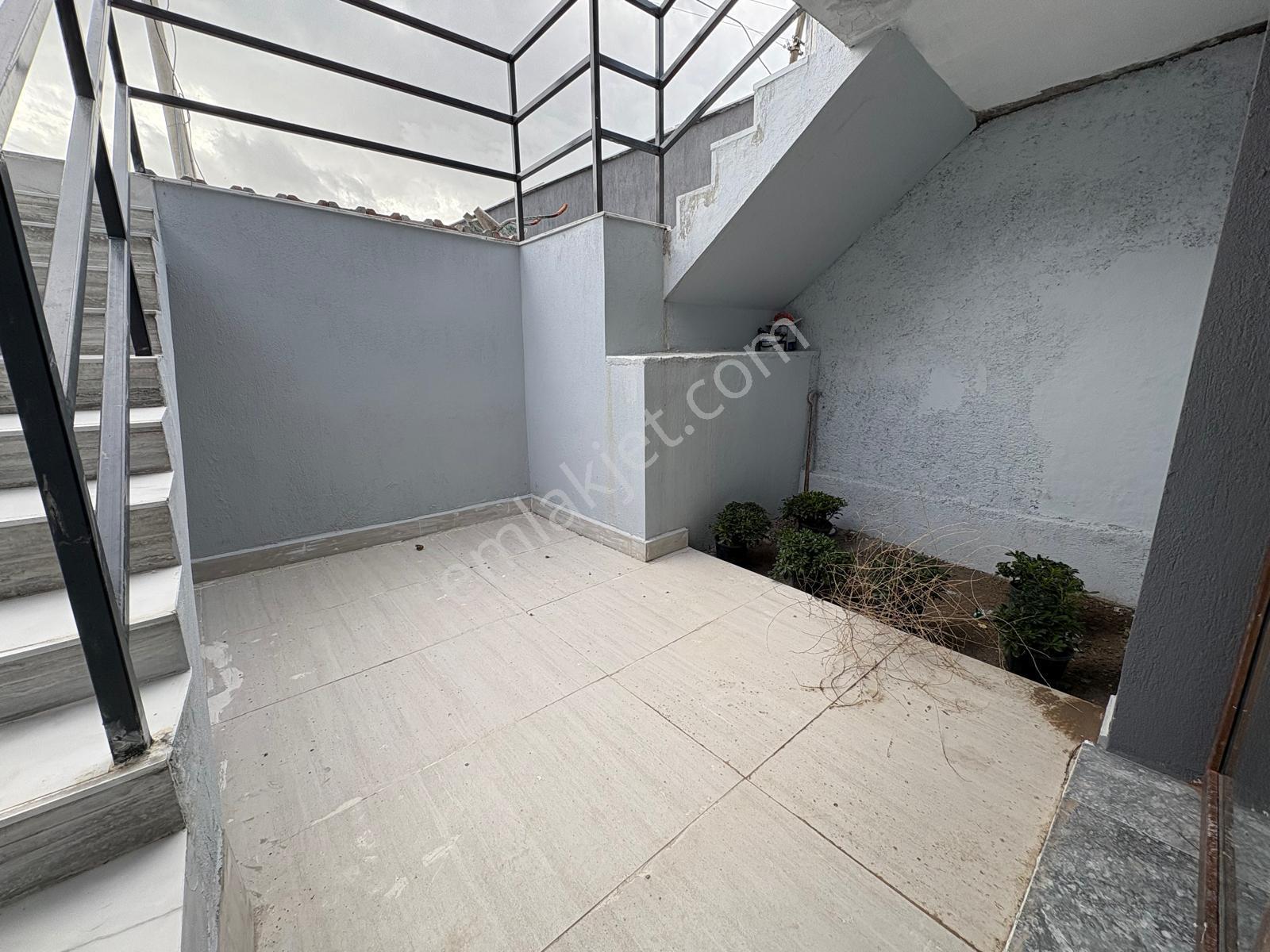 Örnekkentde 4+2 Satılık Bahçesi Olan Dubleks Daire - Görsel 24