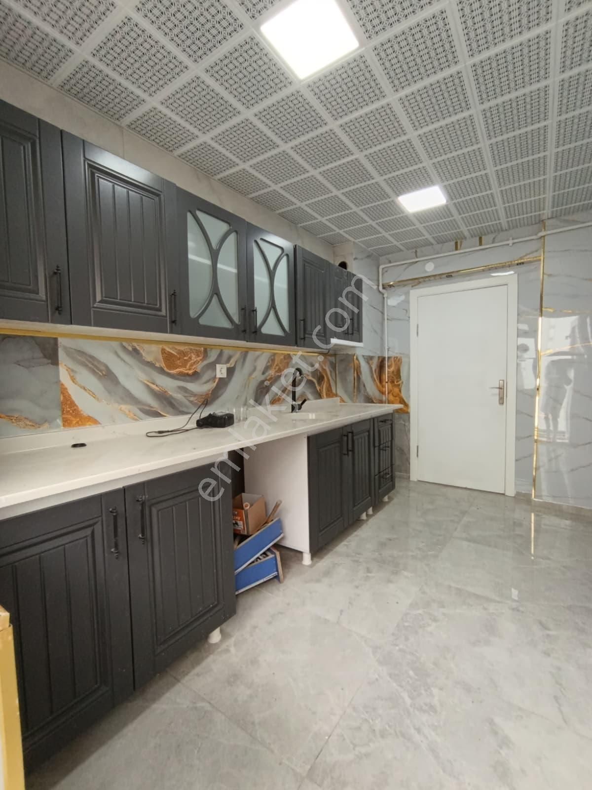 Koza Emlak'tan Mareşal Çakmak Mahalesinde Ara Katta Lüxx Yapılı Güney-ön Cephe De 3+1 Satılık Daire - Görsel 3