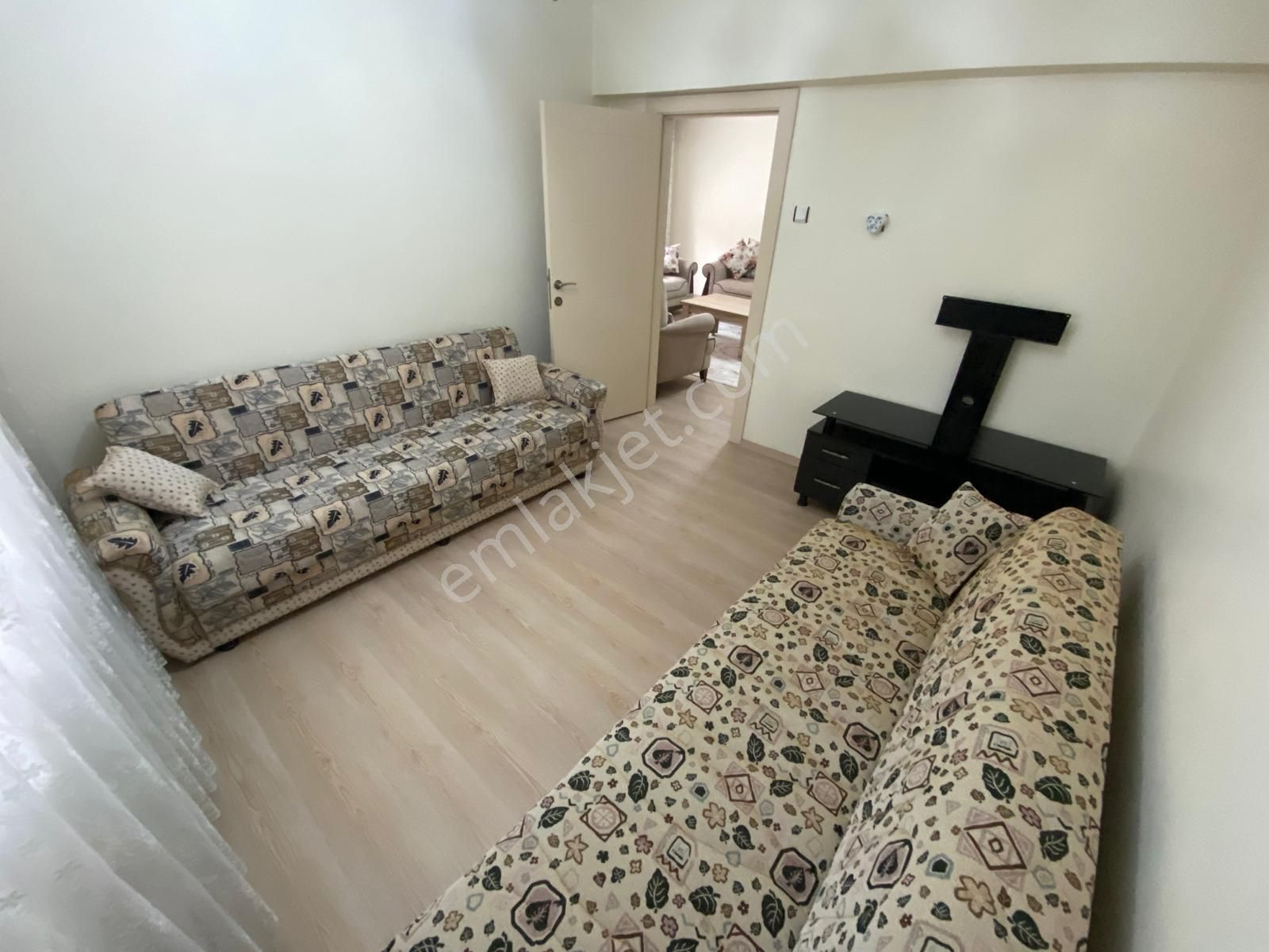Lider Emlak'tan Keçiörende 3+1 Katta *full Eşyalı* Kiralık Daire