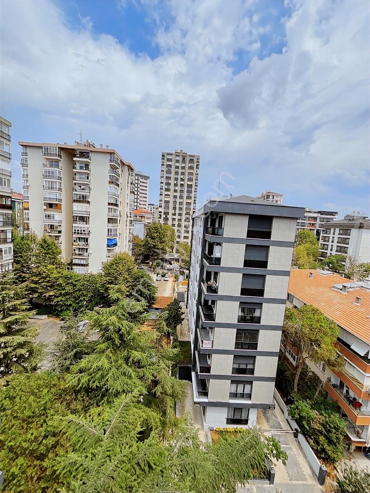 Suadiye'de 3+1 Net 110 M2 Balkonlu Ebv Banyolu İskanlı - Görsel 35
