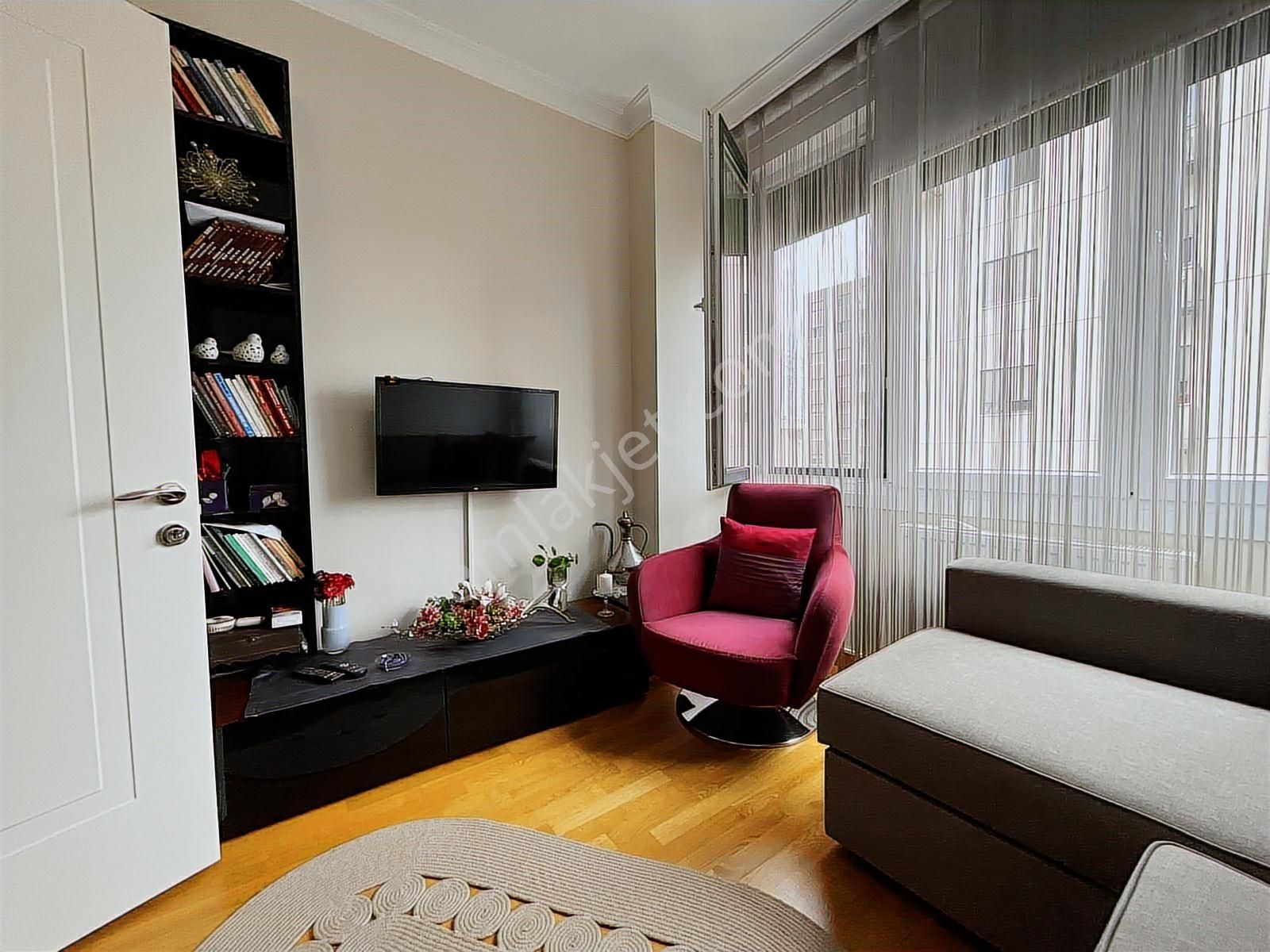 Suadiye'de 3+1 Net 110 M2 Balkonlu Ebv Banyolu İskanlı - Görsel 18