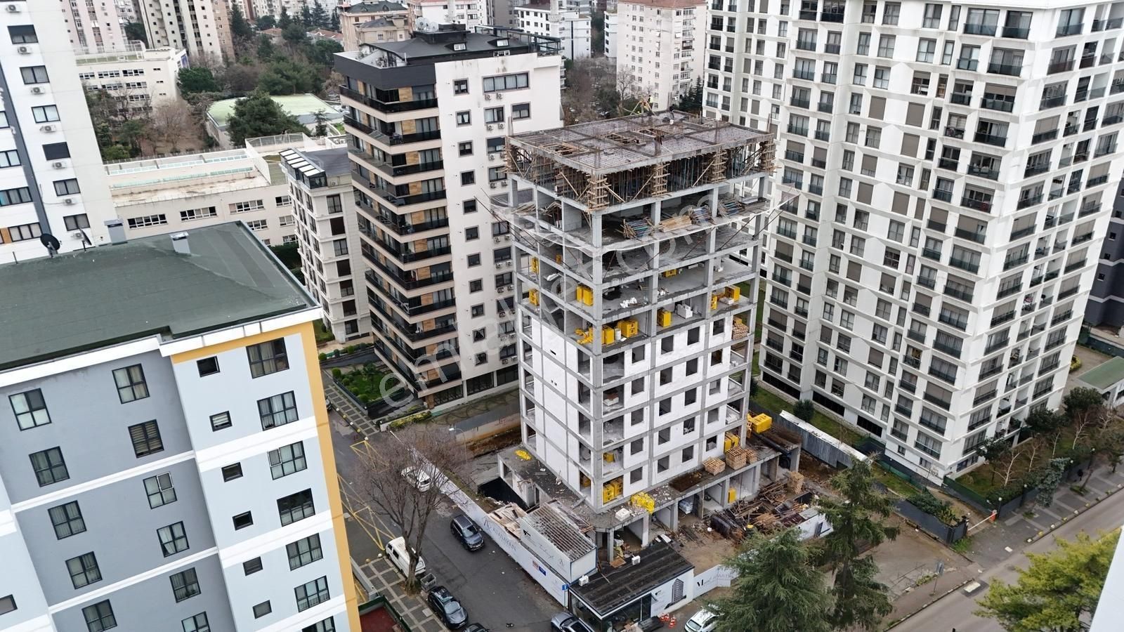 Erenköy'de 46 M2 Bahçe Kullanımlı Özel 2+1 Daire