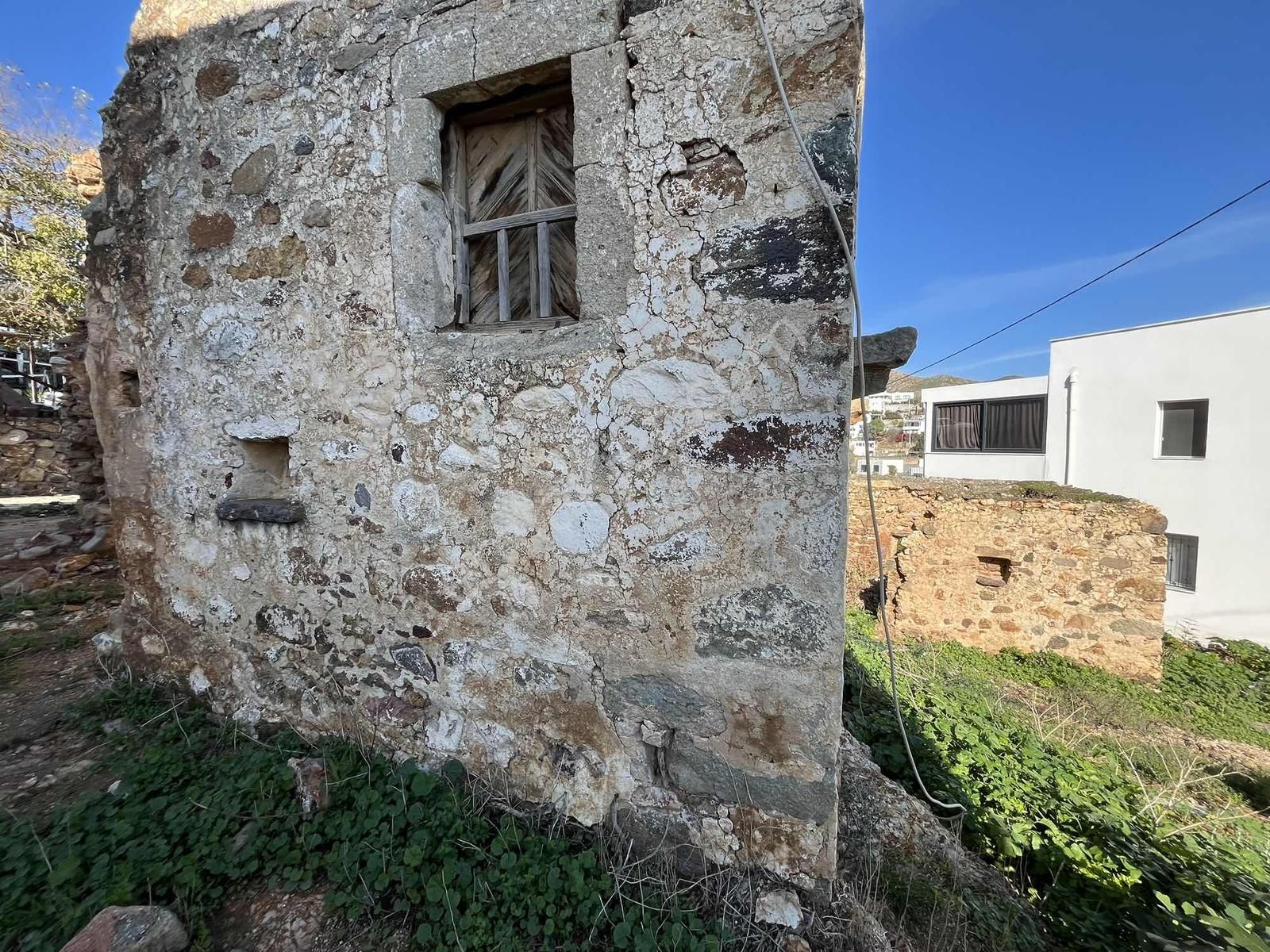 Dereköyde Satılık 2 Adet Tescilli Bina Ve Arsası - Görsel 2