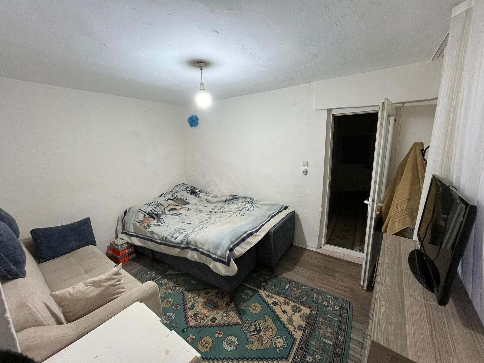 Eşrefpaşa'da Satılık Arsa Üzerinde Müstakil Ev Fırsatı !!! - Görsel 15