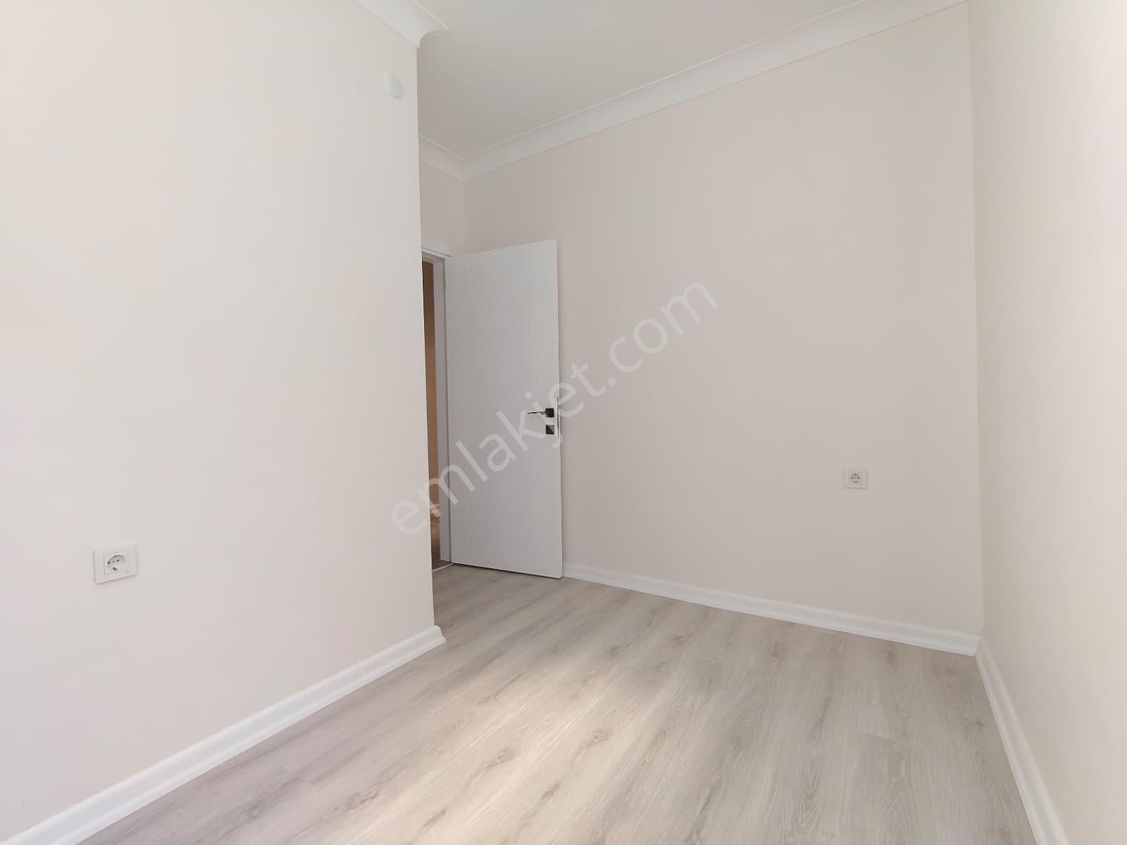 Güzelyalı'da Satılık 3+1 Daire - Görsel 13