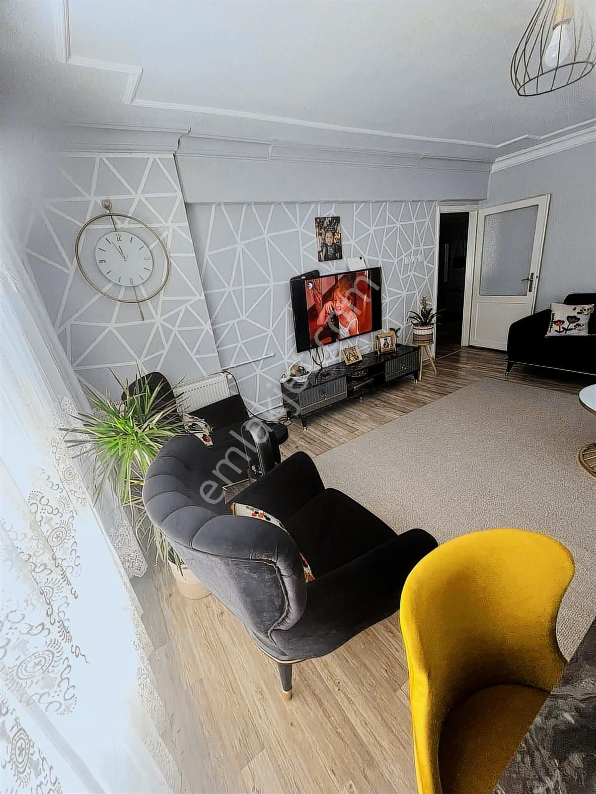 Tahsin Yazıcı Mah Arakat 125 M2 Doğalgazlı Satılık Daire - Görsel 3