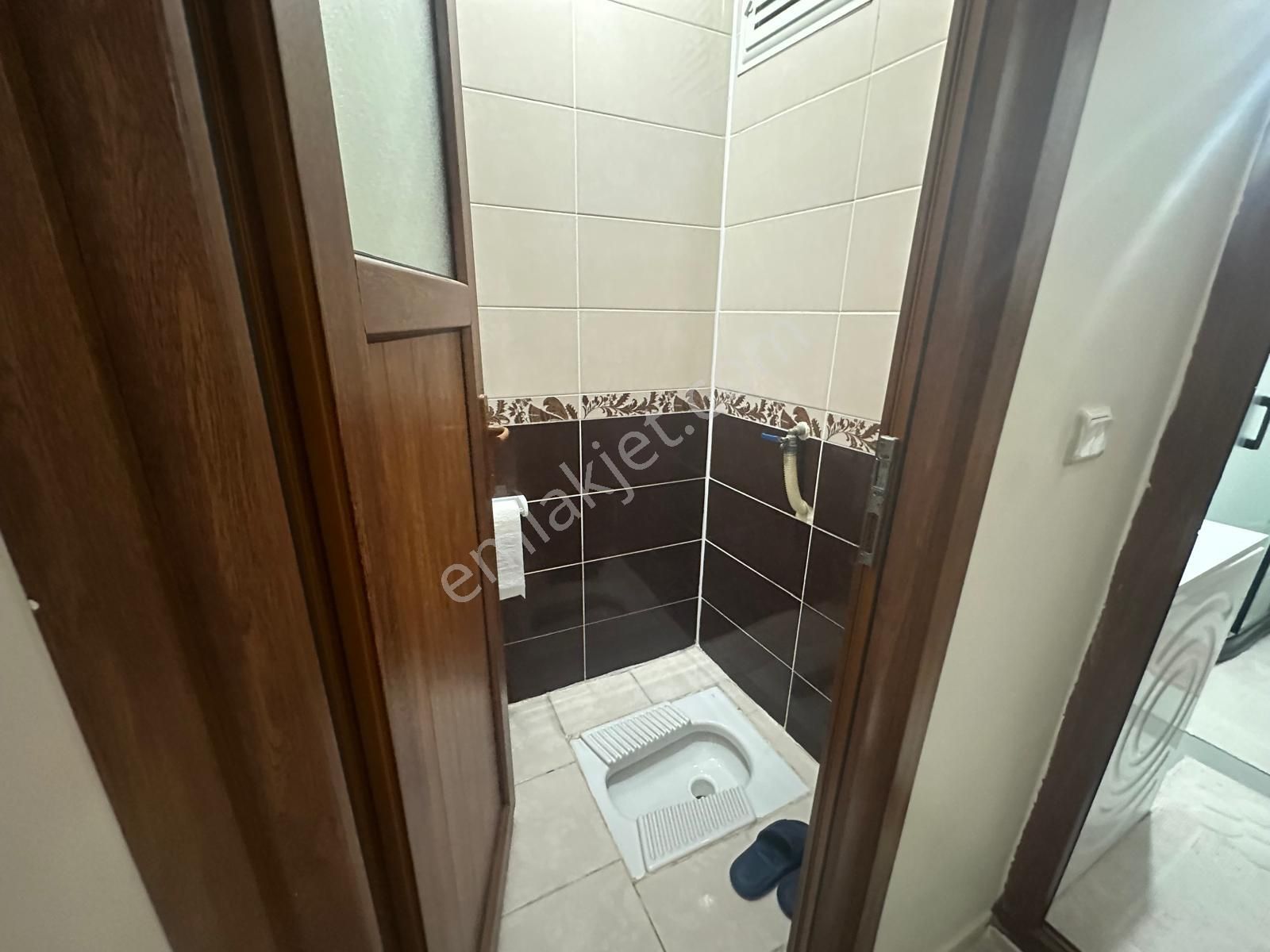 Kiraz Bahçesi Karşısında Metroya 5 Dk Mesafede Geniş 2+1 Daire - Görsel 7