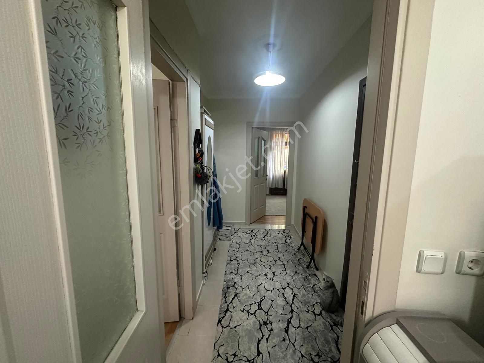 Kiraz Bahçesi Karşısında Metroya 5 Dk Mesafede Geniş 2+1 Daire - Görsel 11