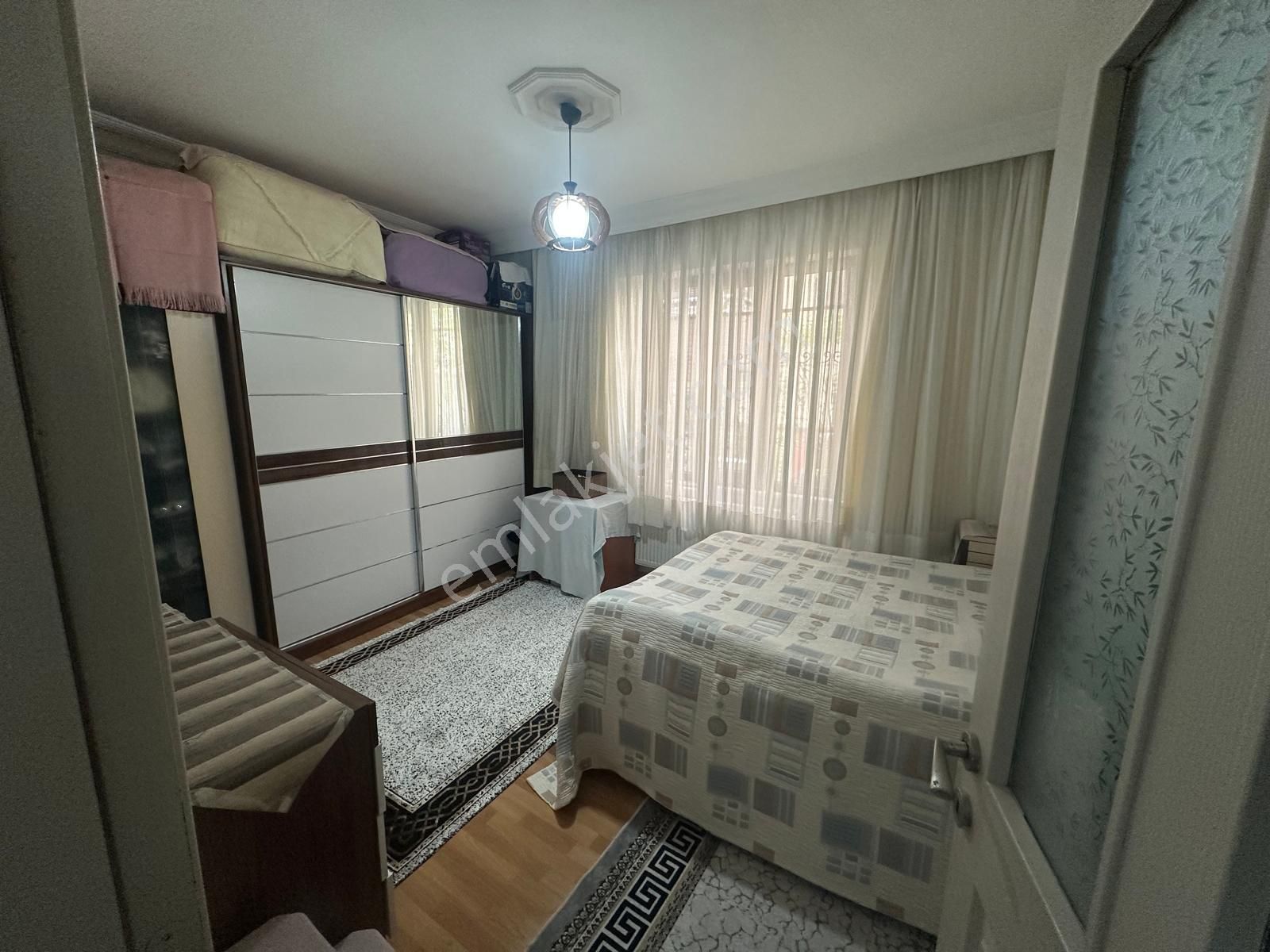 Kiraz Bahçesi Karşısında Metroya 5 Dk Mesafede Geniş 2+1 Daire - Görsel 5