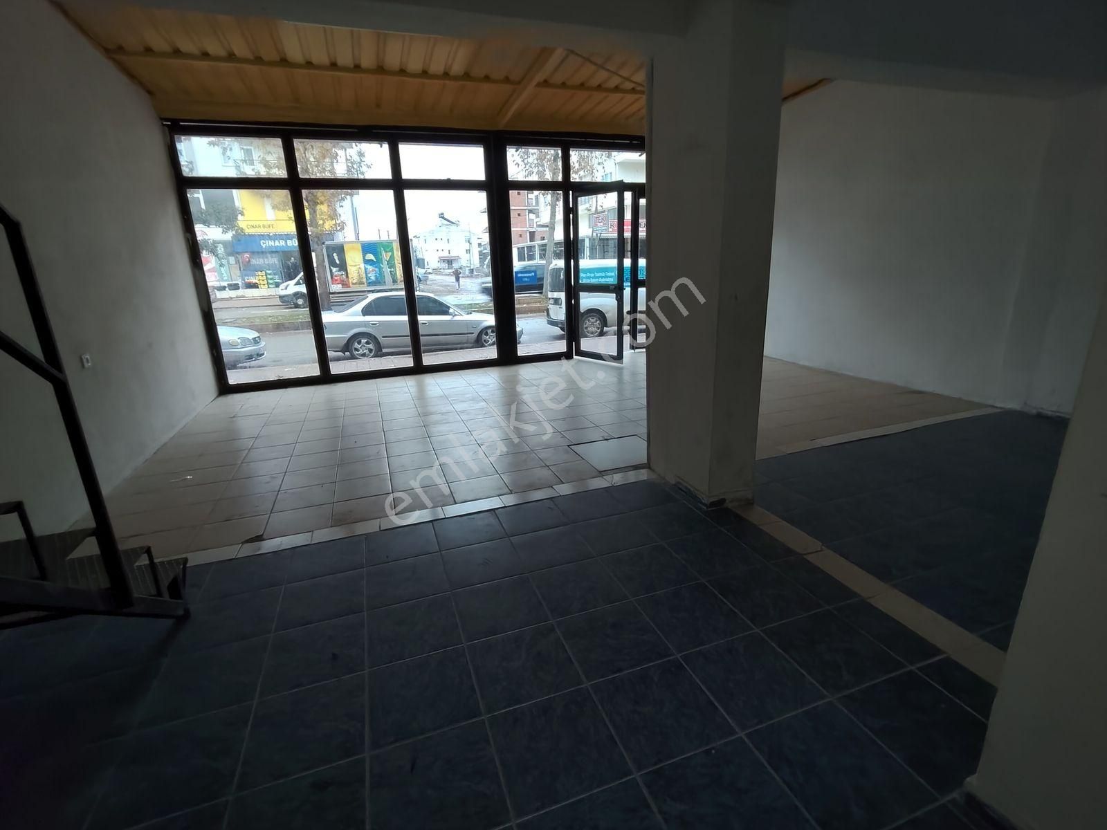 Yeniköy Mahallesi Atatürk Caddesi Üzerinde 80 M2 Kiralık Dükkan - Görsel 4