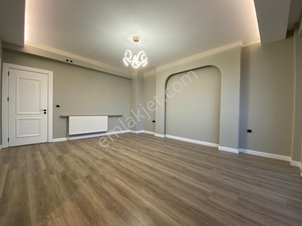 İldem Karşısı 4+1 İçi Yapılı Hemen Oturulur Tramvay Yakını Villa - Görsel 2