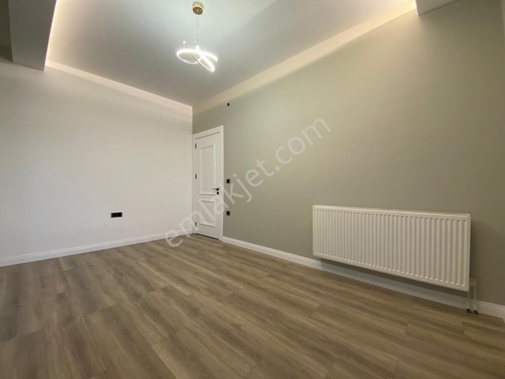 İldem Karşısı 4+1 İçi Yapılı Hemen Oturulur Tramvay Yakını Villa - Görsel 15