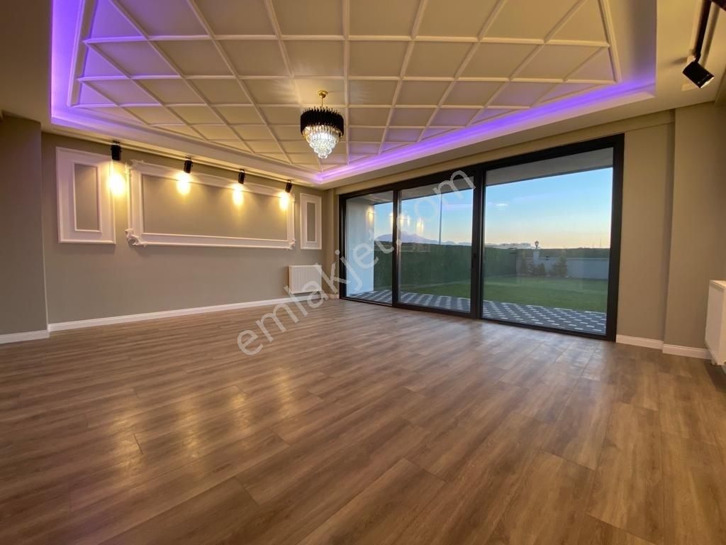 İldem Karşısı 4+1 İçi Yapılı Hemen Oturulur Tramvay Yakını Villa - Görsel 9