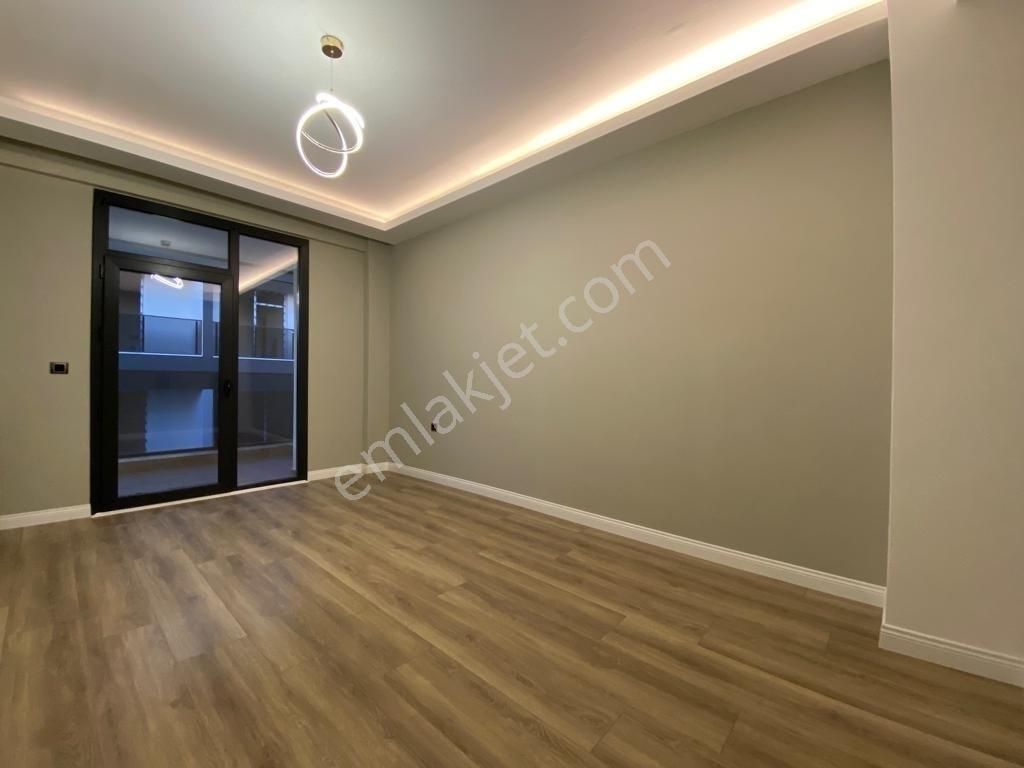 İldem Karşısı 4+1 İçi Yapılı Hemen Oturulur Tramvay Yakını Villa - Görsel 21