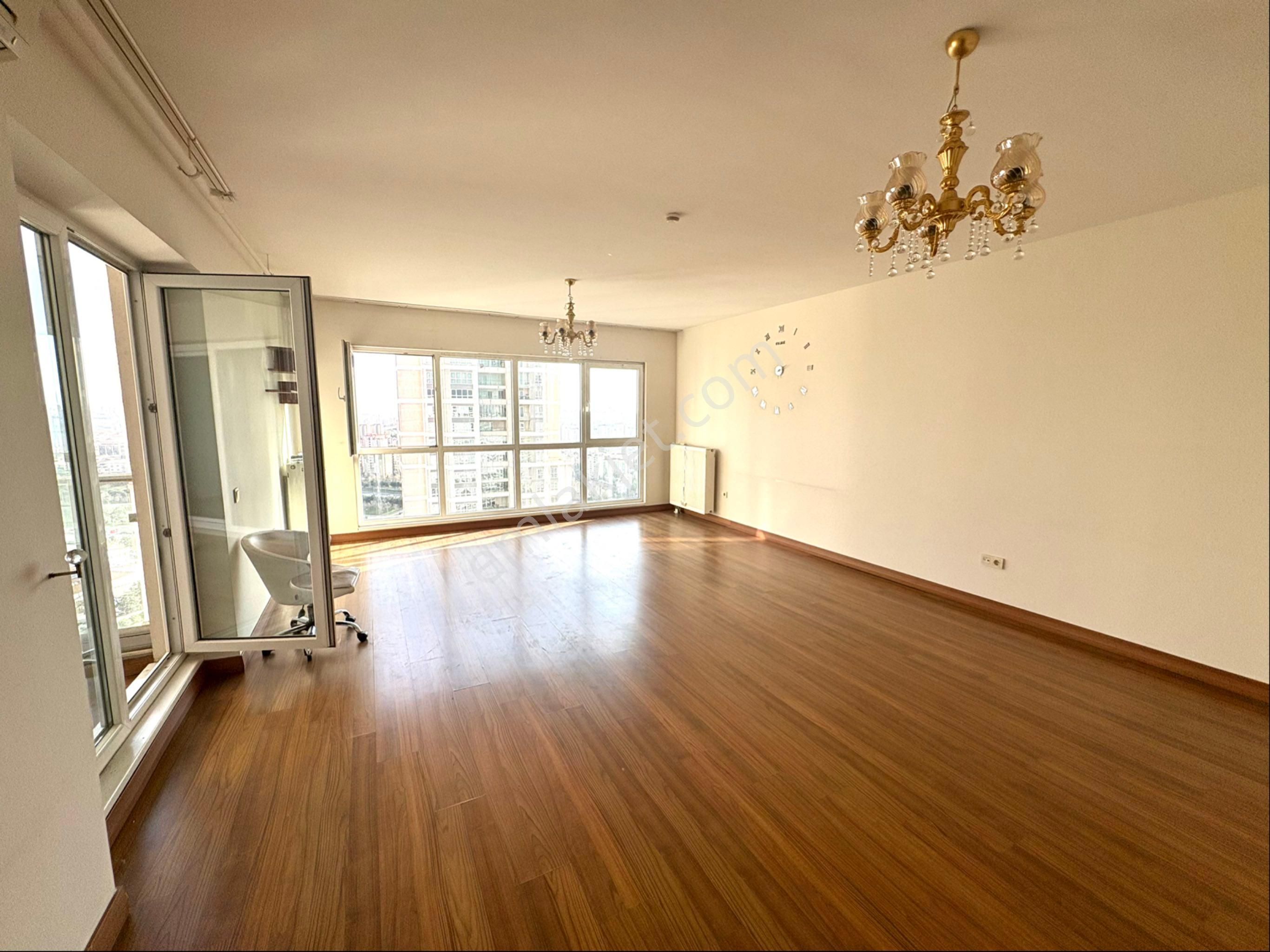 Ağaoğlu My World Europe 3+1 Lüks Daire Ebeveyn Banyolu