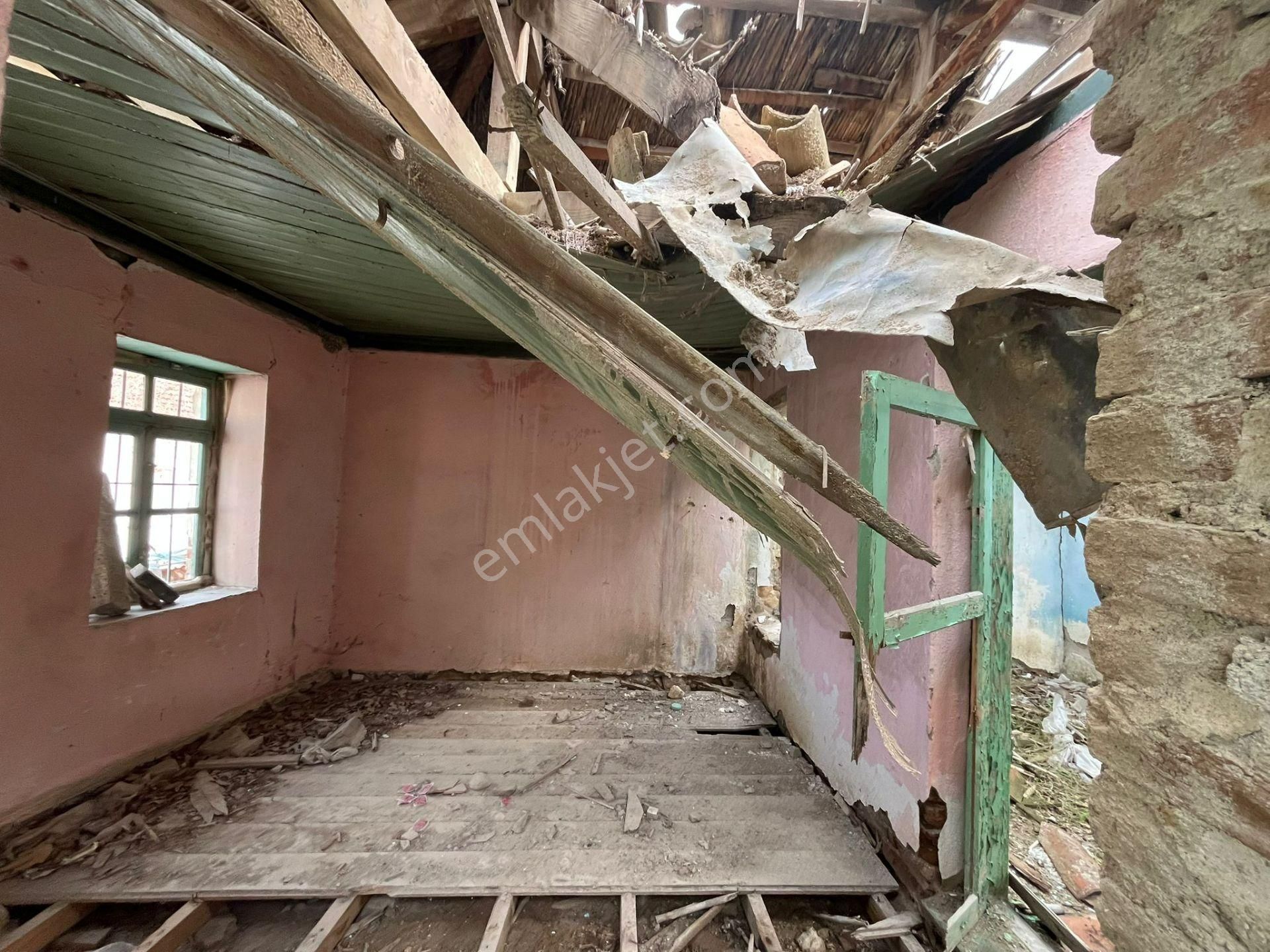 Bergama Zeytindağ Satılık Müstakil Taş Ev Ve Arsası - Görsel 13