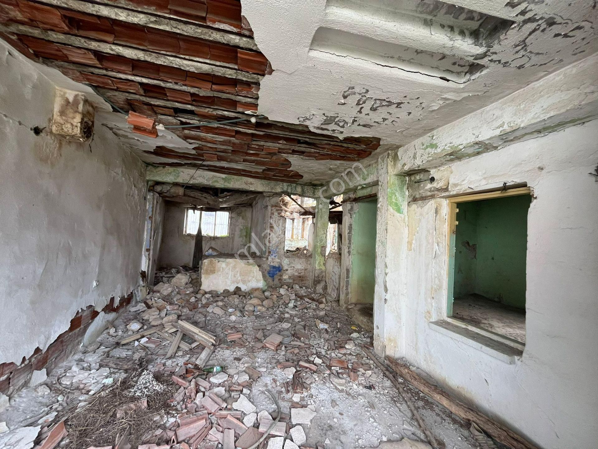 Bergama Zeytindağ Satılık Müstakil Taş Ev Ve Arsası - Görsel 14