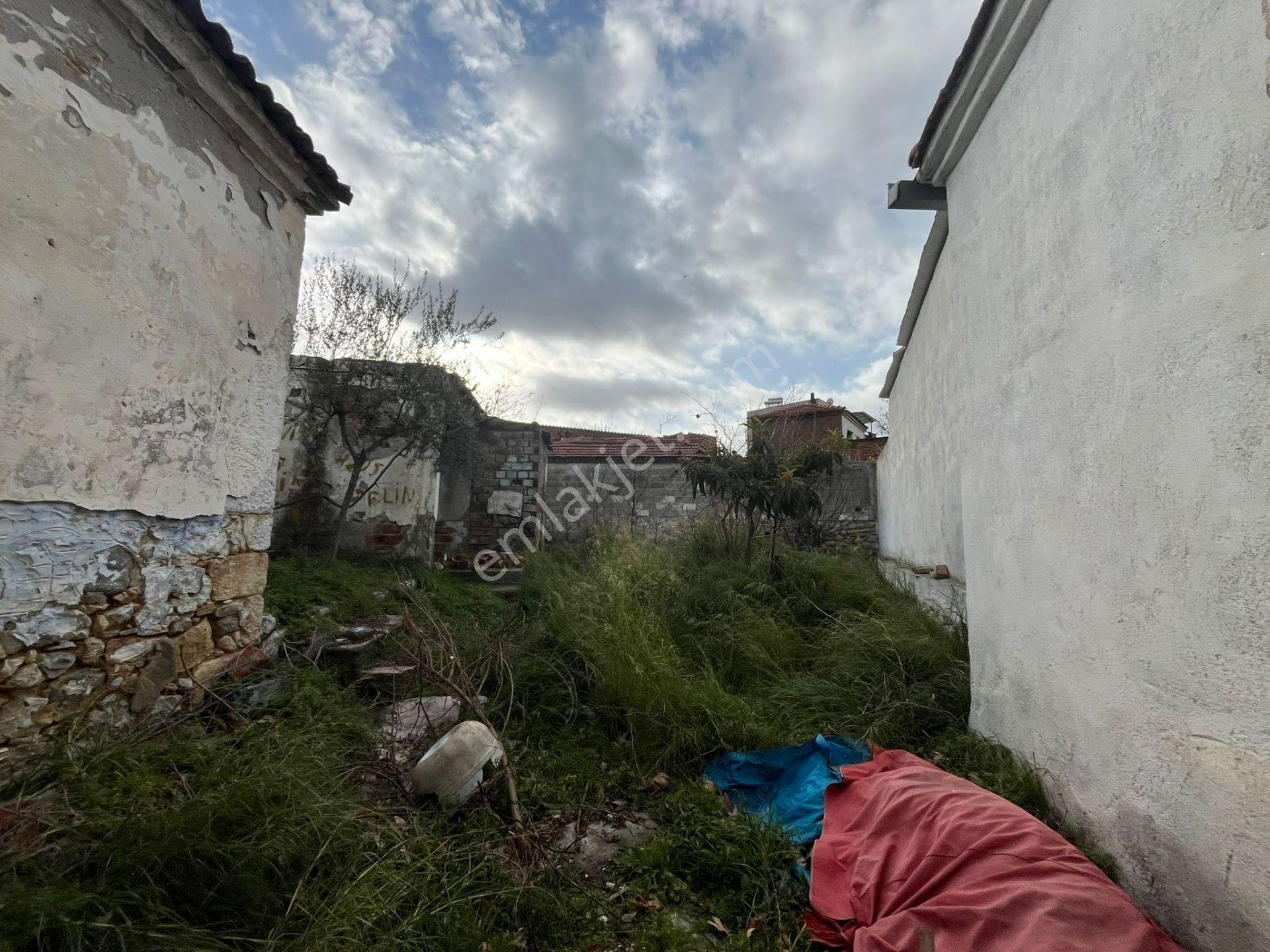 Bergama Zeytindağ Satılık Müstakil Taş Ev Ve Arsası - Görsel 4