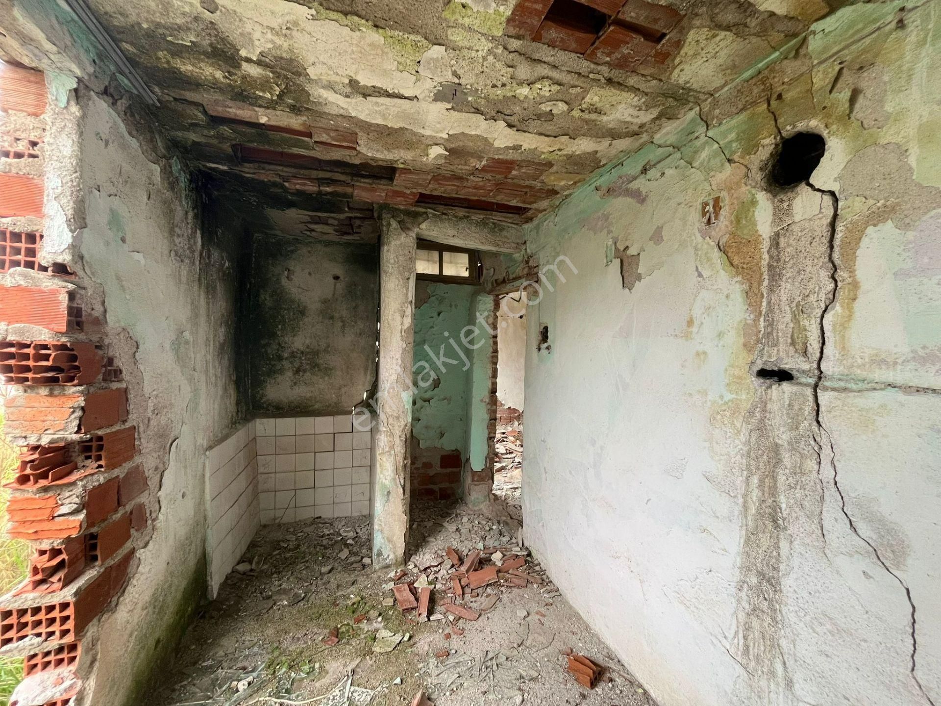 Bergama Zeytindağ Satılık Müstakil Taş Ev Ve Arsası - Görsel 15