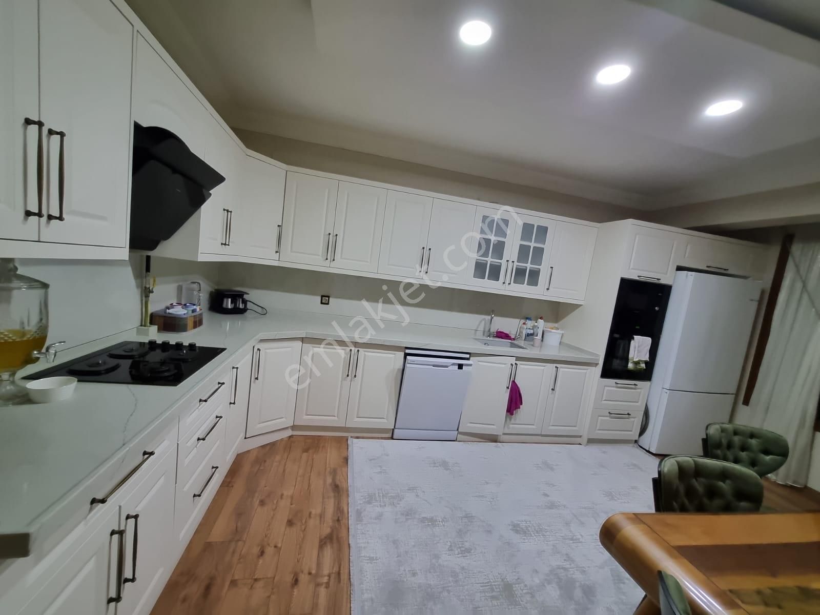 Uygun Emlaktan Karaköprü Ali Babada 5. Kat 4+1 Odalı Satılık Daire. - Görsel 11