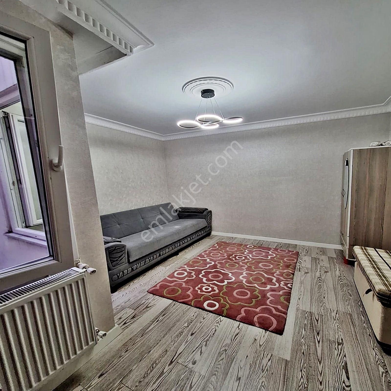 Esenyurt Çınar Mahallesinde 3+1 Çift Balkonlu Ara Kat Daire - Görsel 4