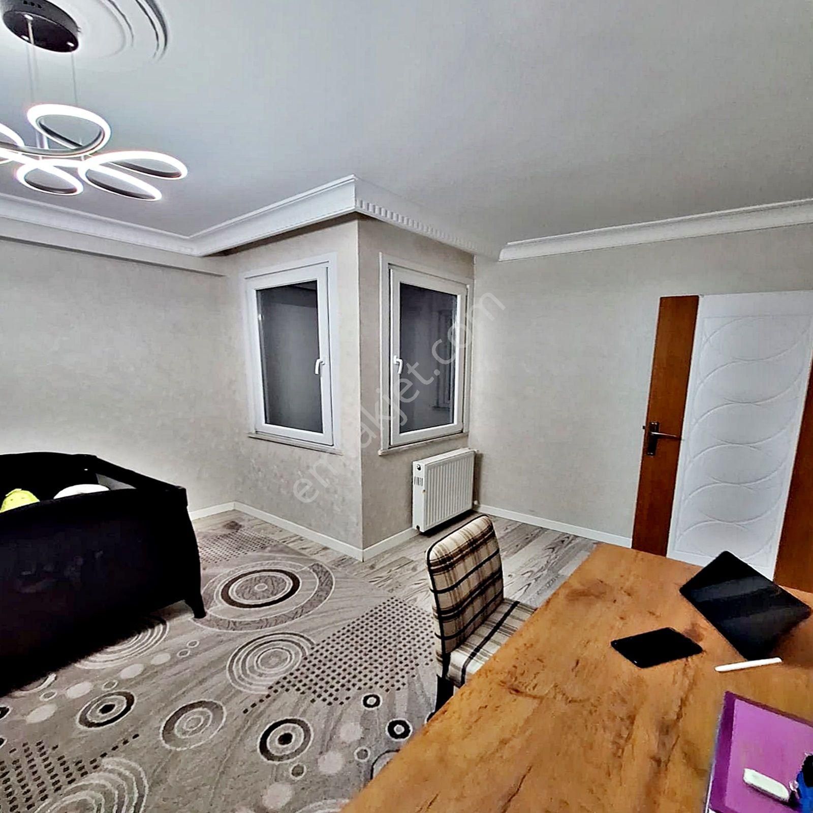 Esenyurt Çınar Mahallesinde 3+1 Çift Balkonlu Ara Kat Daire - Görsel 15