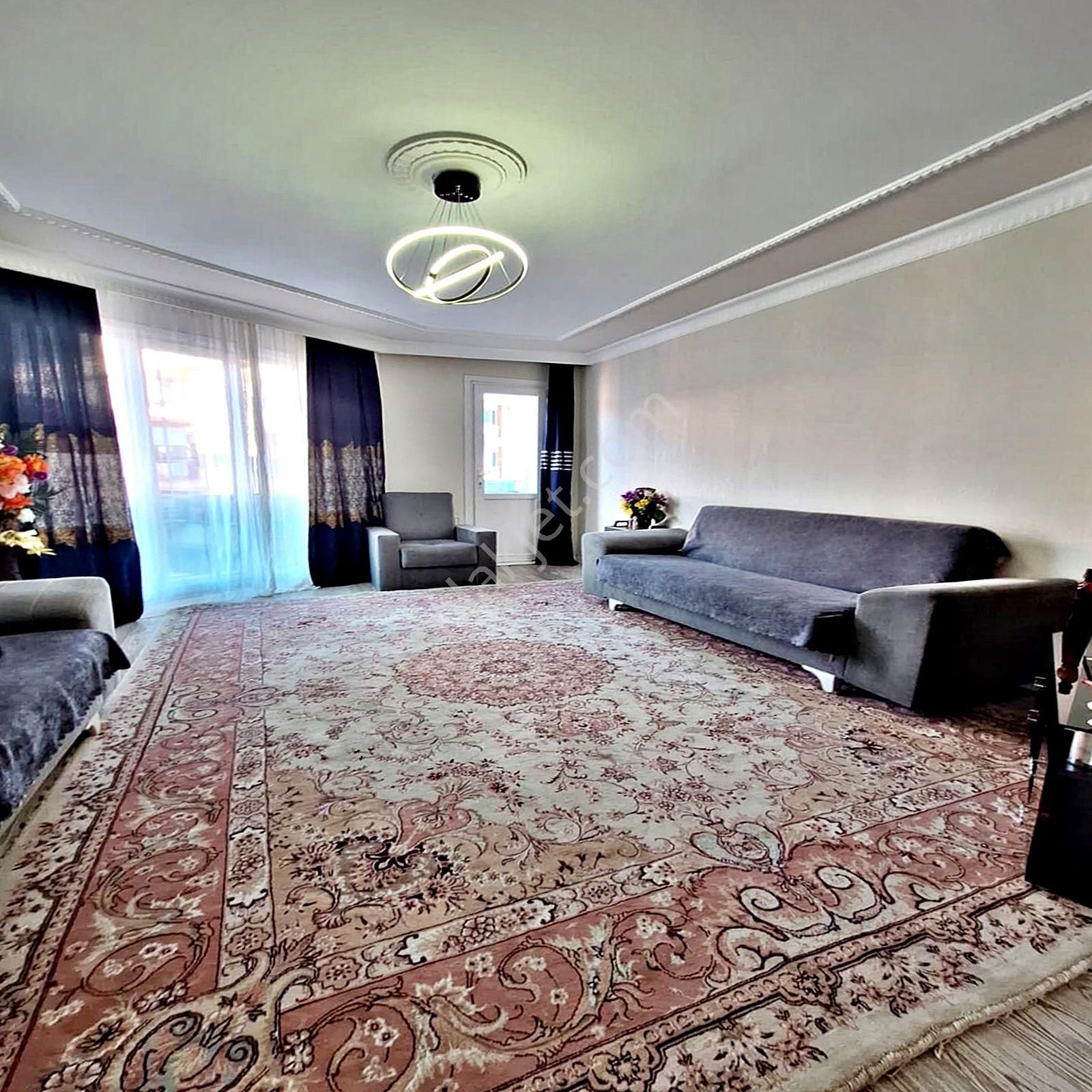 Esenyurt Çınar Mahallesinde 3+1 Çift Balkonlu Ara Kat Daire - Görsel 19