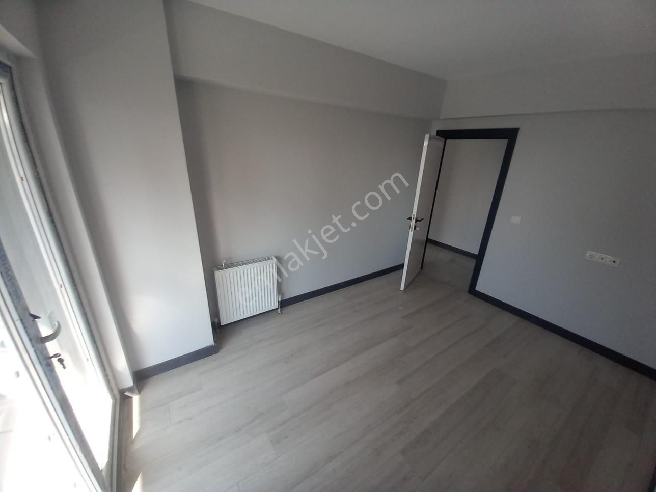 Yeşilova Da 5.kat Kapalı Mutfak Katta 2+1 - Görsel 5