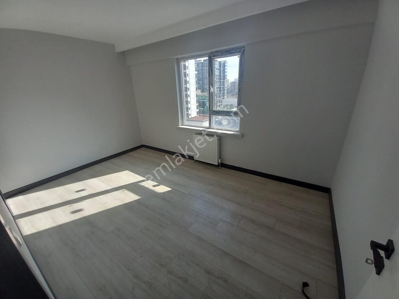 Yeşilova Da 5.kat Kapalı Mutfak Katta 2+1 - Görsel 11