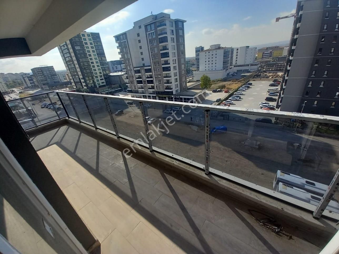 Yeşilova Da 5.kat Kapalı Mutfak Katta 2+1 - Görsel 13