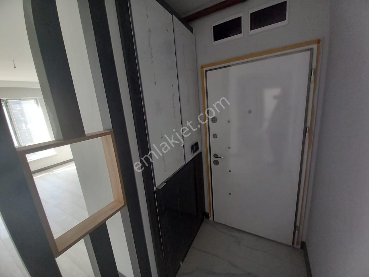 Yeşilova Da 5.kat Kapalı Mutfak Katta 2+1 - Görsel 10