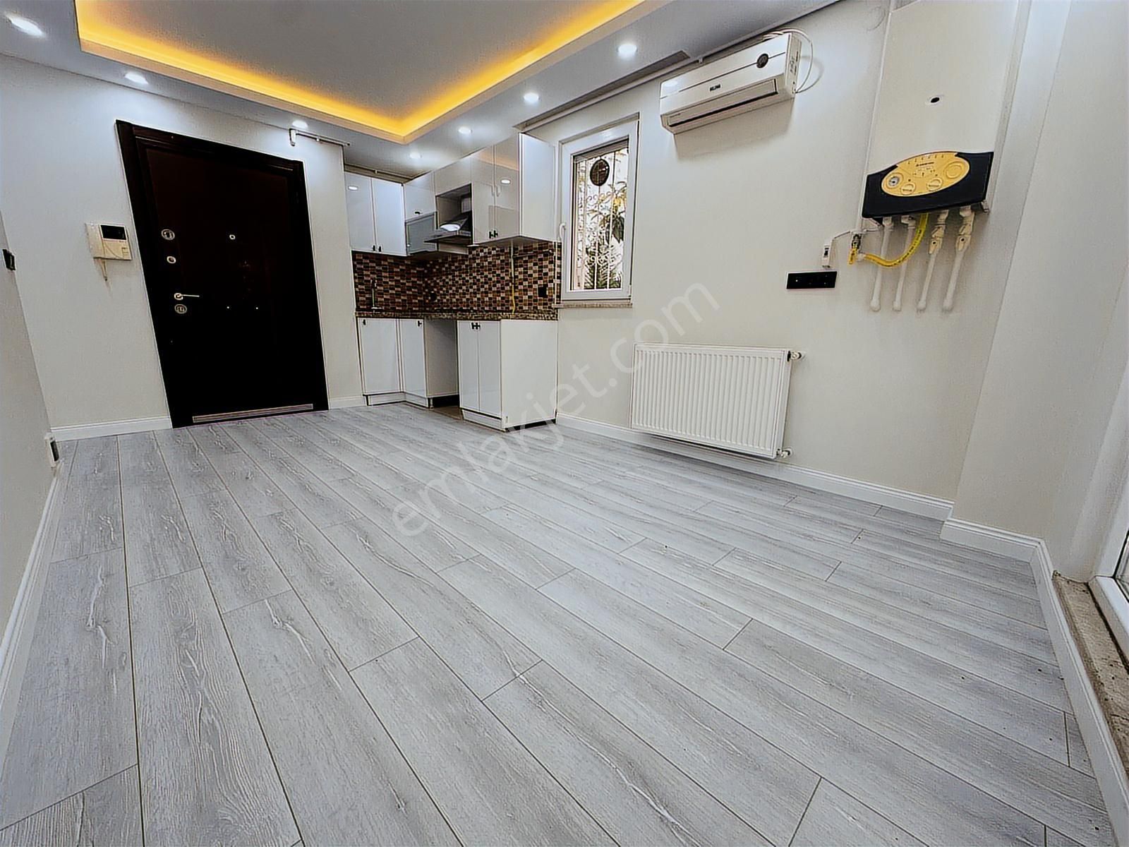 Tamiş'den Altıntepe 'de 10 Yıllık Binada Yüksek Giriş Ferah 1+1 - Görsel 12