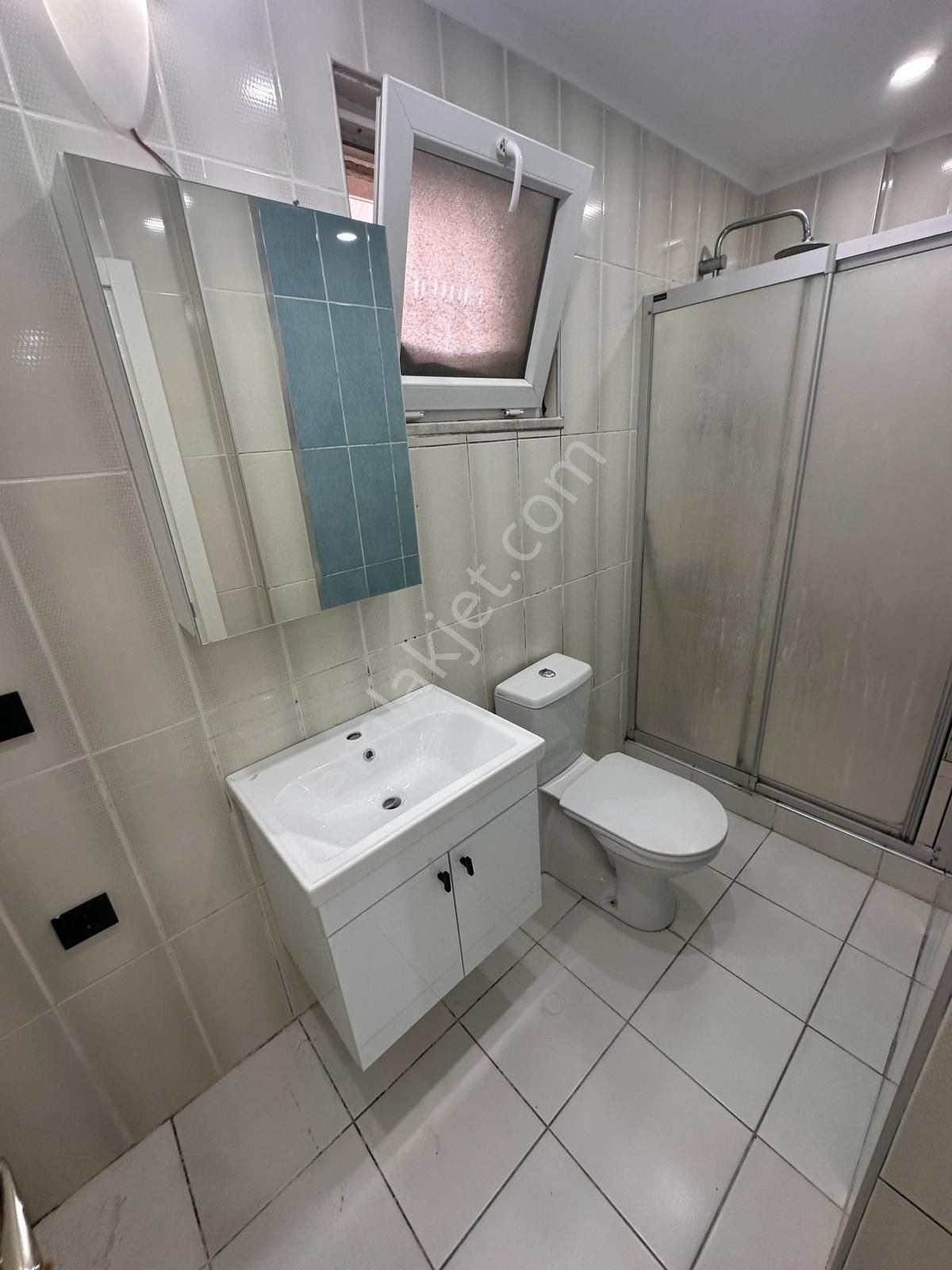 Tamiş'den Altıntepe 'de 10 Yıllık Binada Yüksek Giriş Ferah 1+1 - Görsel 7