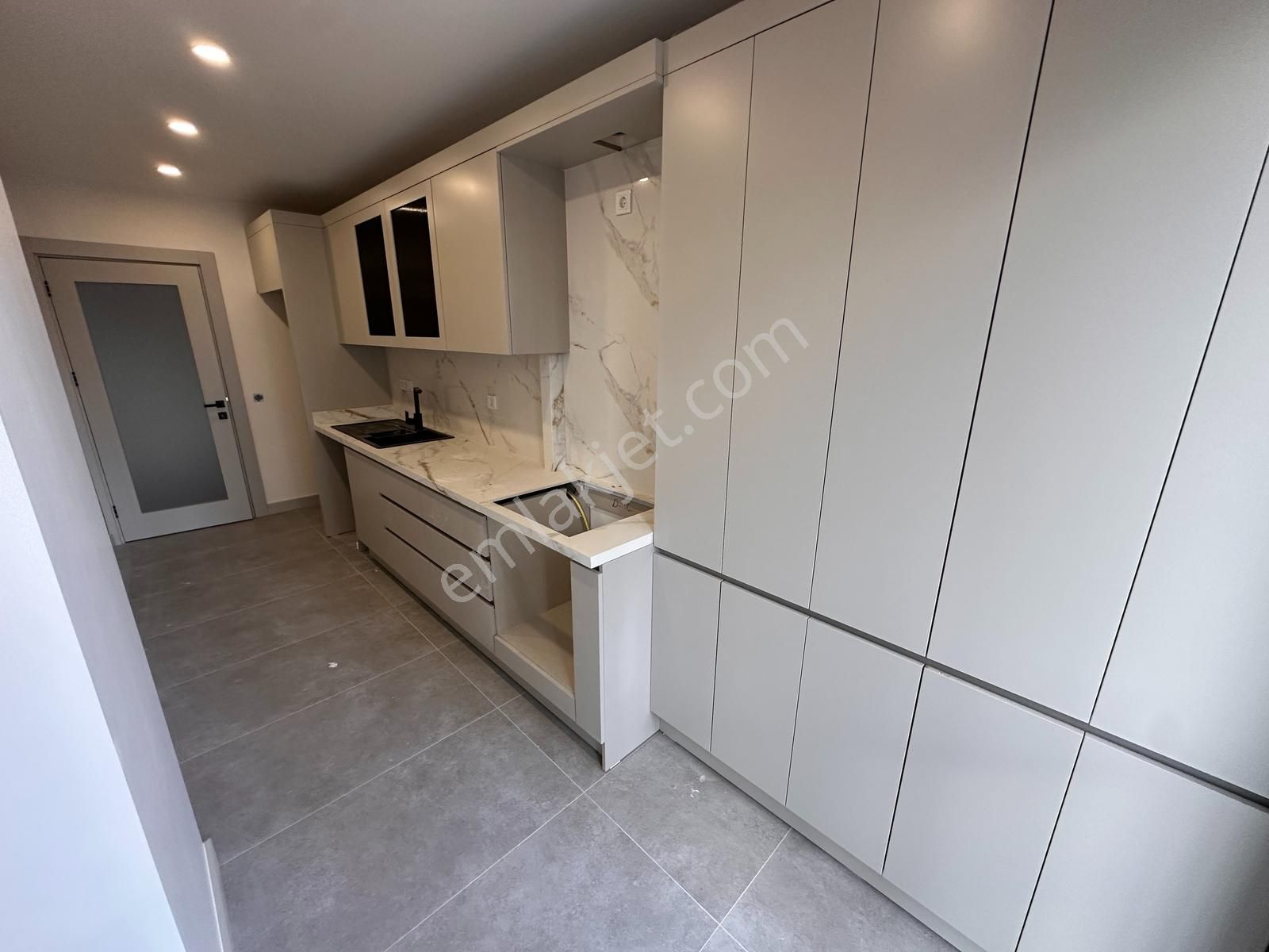 Tamiş'den Bostancı Lunaparka Yakın Açık&k.garajlı Sıfır 6.kat2+1 - Görsel 28