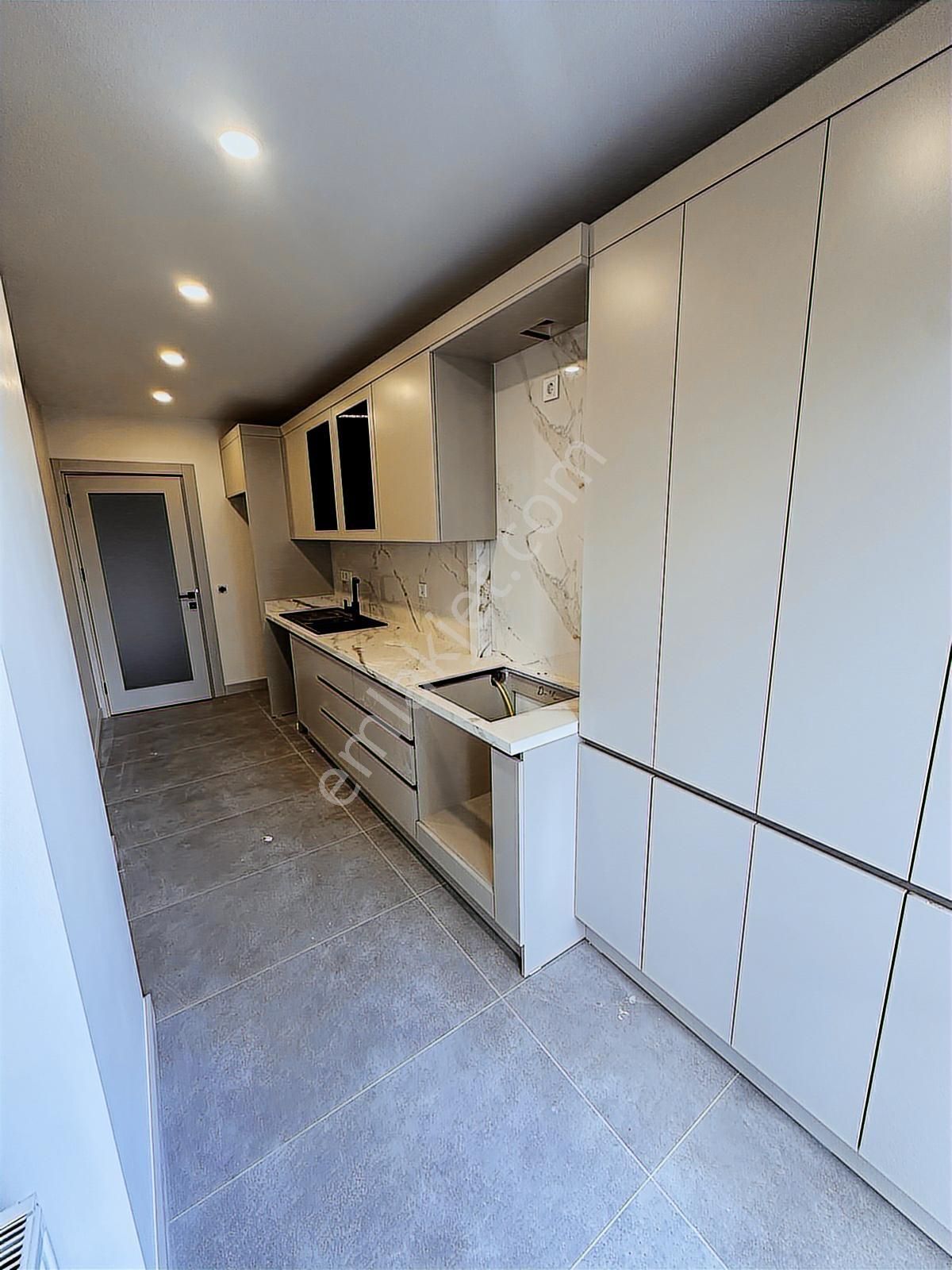 Tamiş'den Bostancı Lunaparka Yakın Açık&k.garajlı Sıfır 6.kat2+1 - Görsel 11