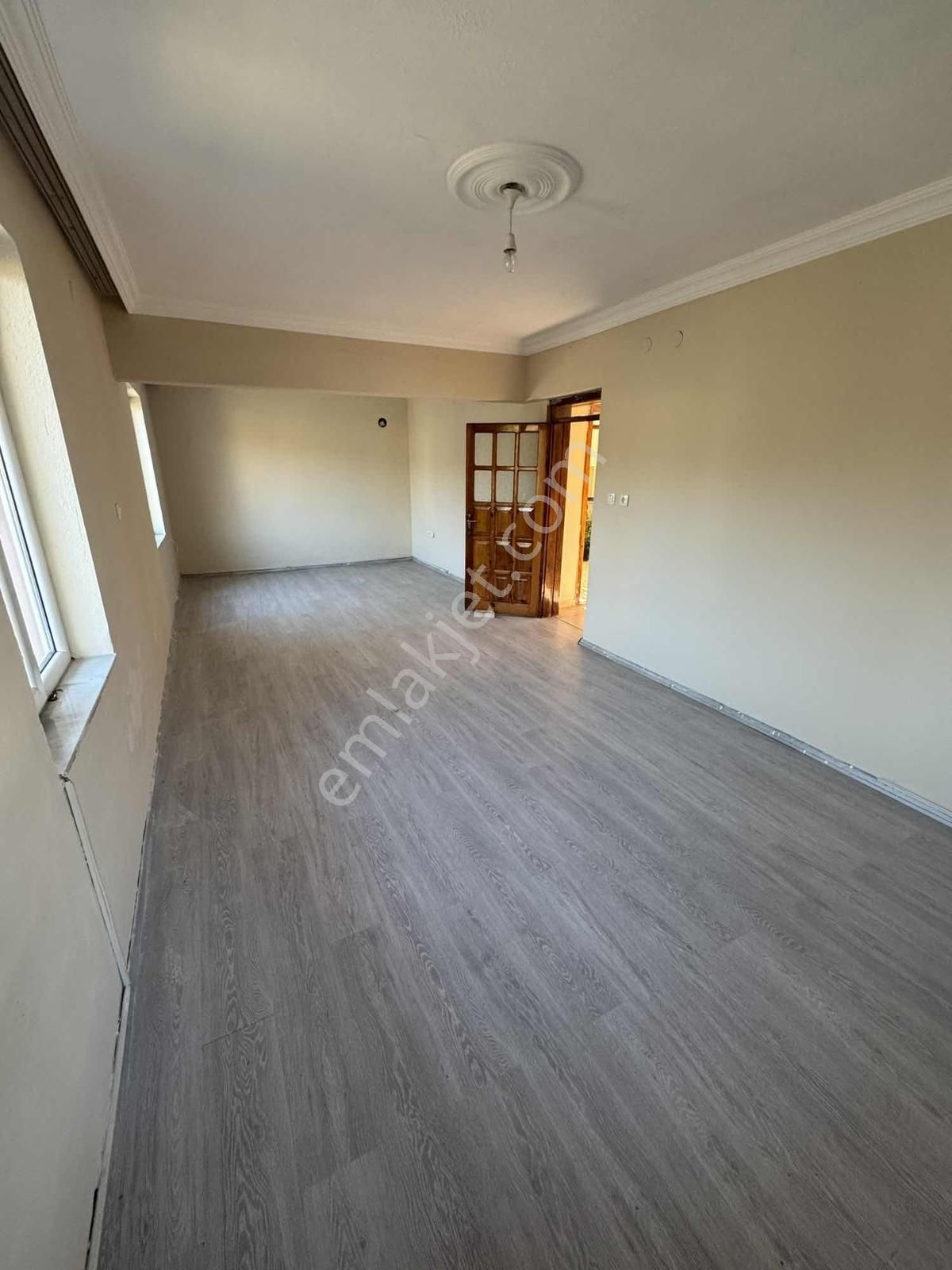 Muğla Menteşe Yeşilyurt Mah Geniş Bahçeli Sobalı Ferah 2+1 - Görsel 24