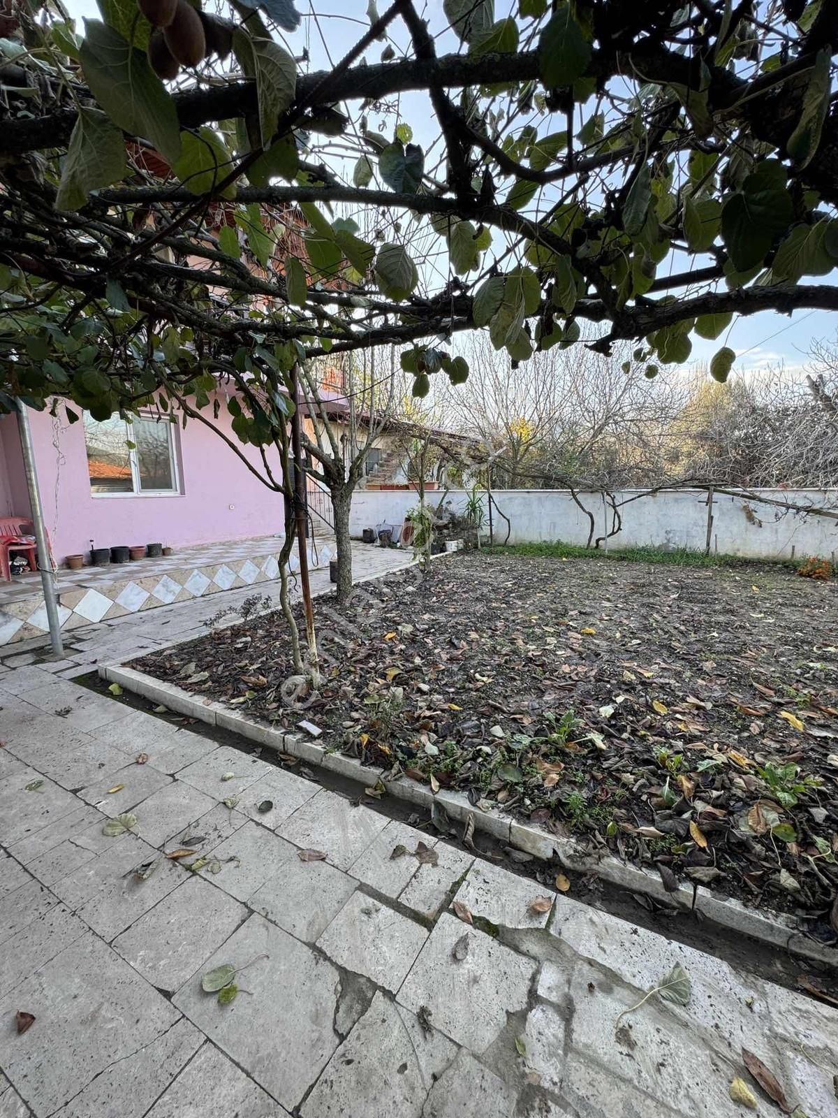 Muğla Menteşe Yeşilyurt Mah Geniş Bahçeli Sobalı Ferah 2+1 - Görsel 10