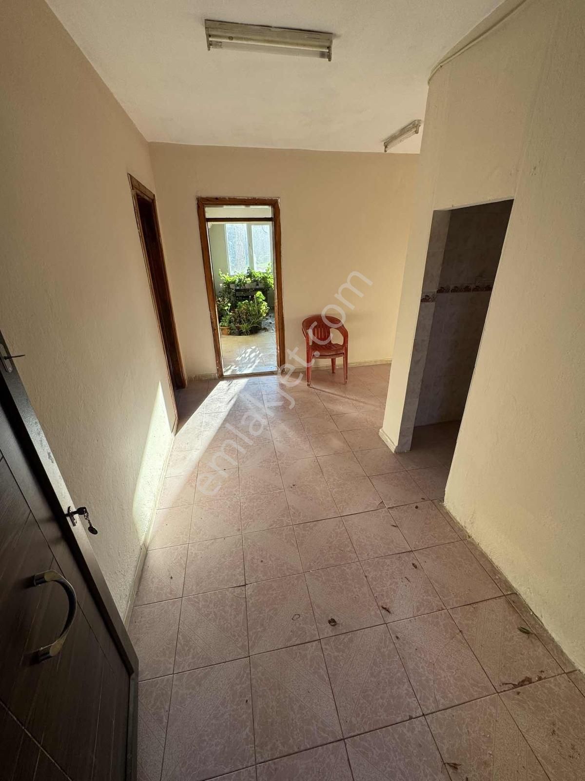 Muğla Menteşe Yeşilyurt Mah Geniş Bahçeli Sobalı Ferah 2+1 - Görsel 13