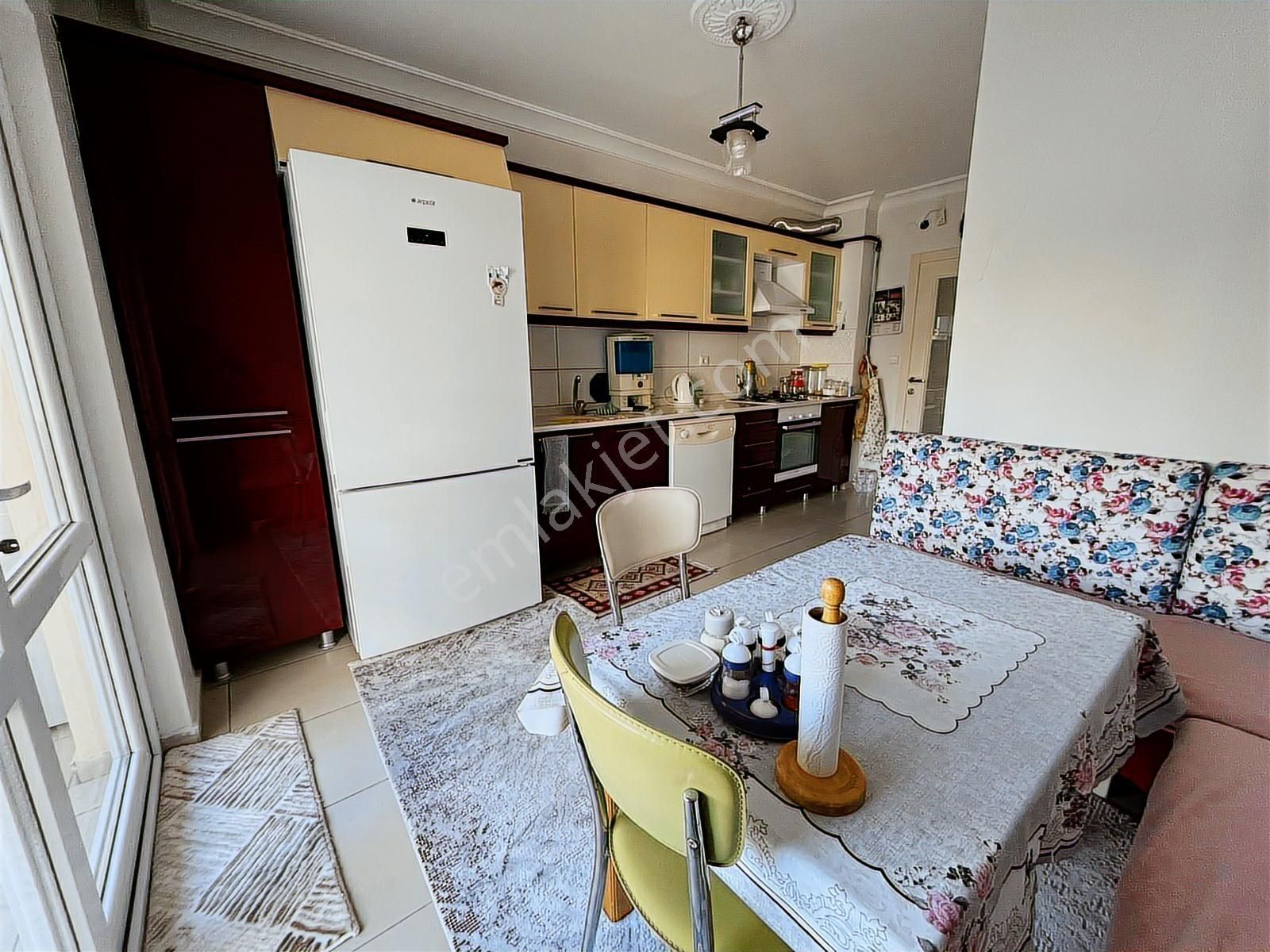 Burç Mahallesinde Katta Yapılı Geniş Balkonlu 3+1 Satılık Daire - Görsel 15