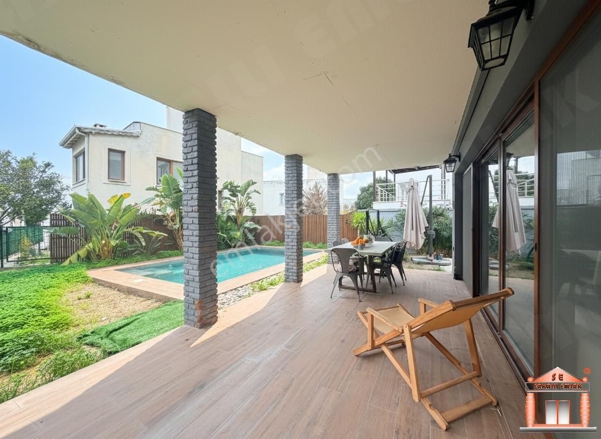 S-a-k-a-l-l-ı-dan Turgutreiste Masrafsız Havuzlu Müstakil Villa - Görsel 31