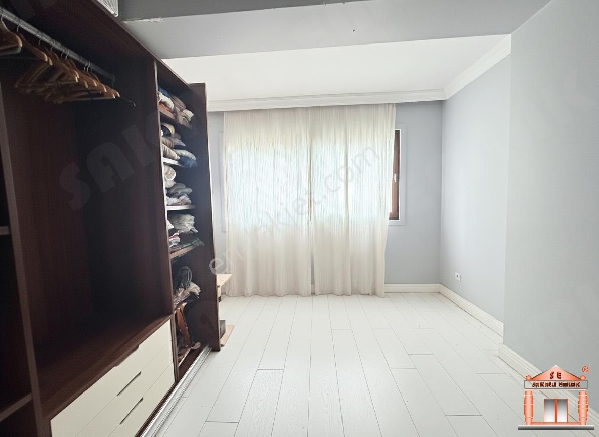 S-a-k-a-l-l-ı-dan Turgutreiste Masrafsız Havuzlu Müstakil Villa - Görsel 10