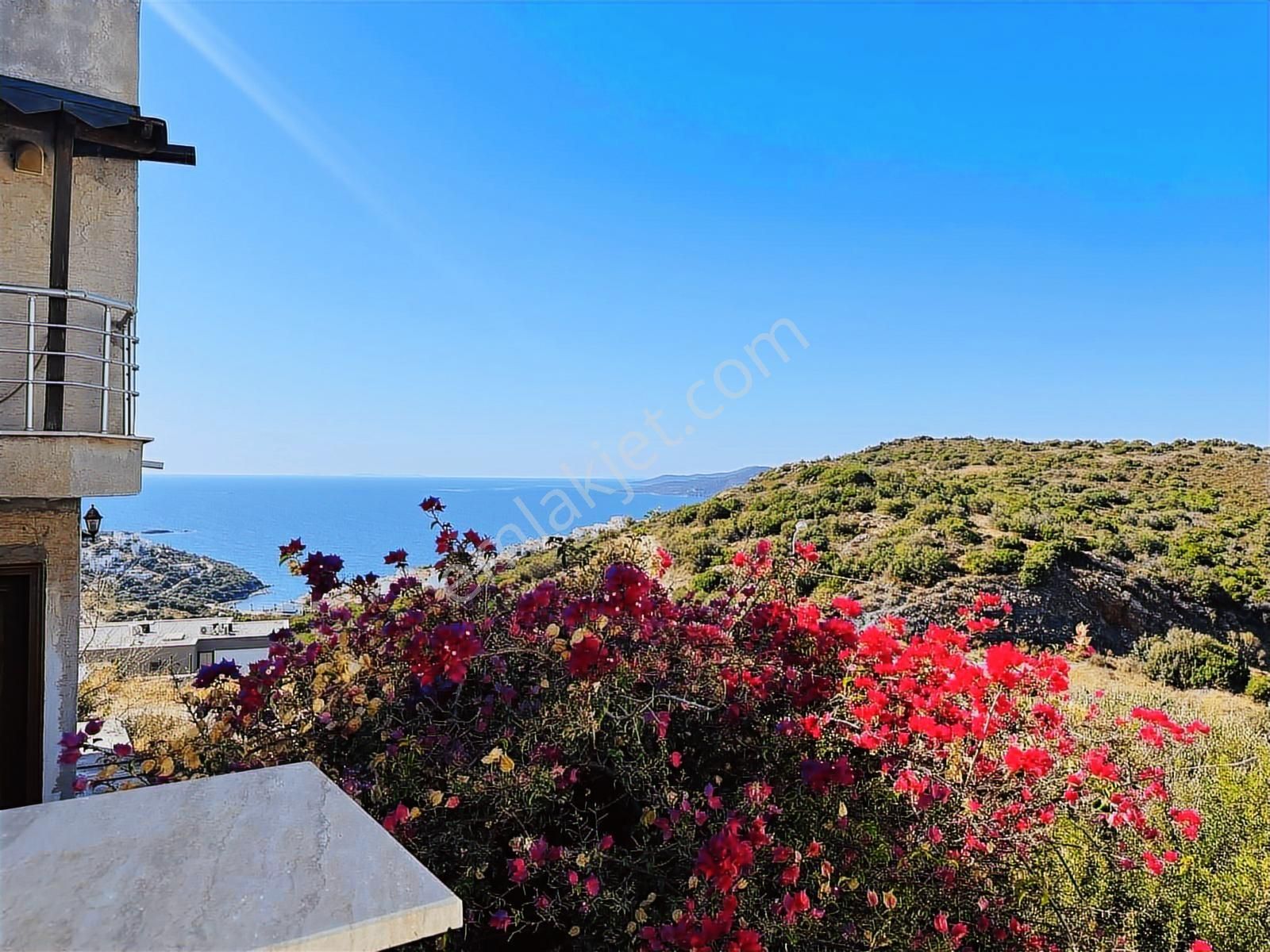 Bodrum Boğaziçinde Satılık Deniz Ve Göl Manzaralı Müstakil Ev - Görsel 15
