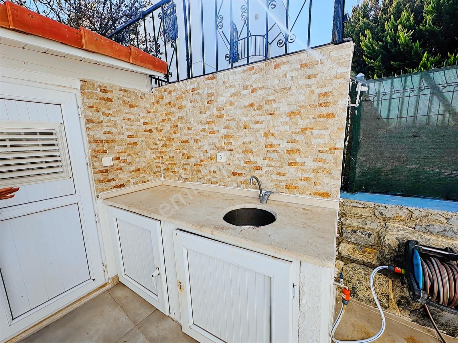 Bodrum Boğaziçinde Satılık Deniz Ve Göl Manzaralı Müstakil Ev - Görsel 29