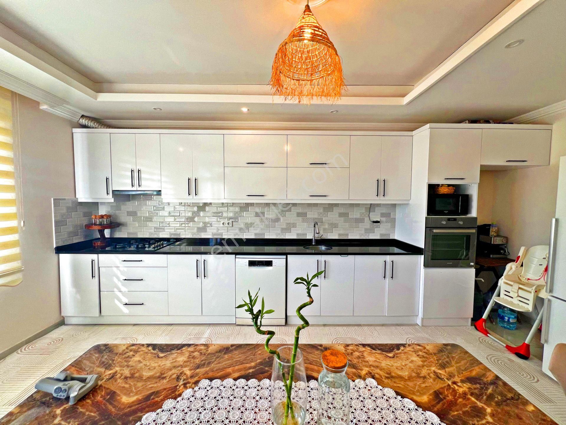 Alanya Çıplaklıda Satılık 4+1 Site İçi Manzaralı Dubleks Daire - Görsel 8