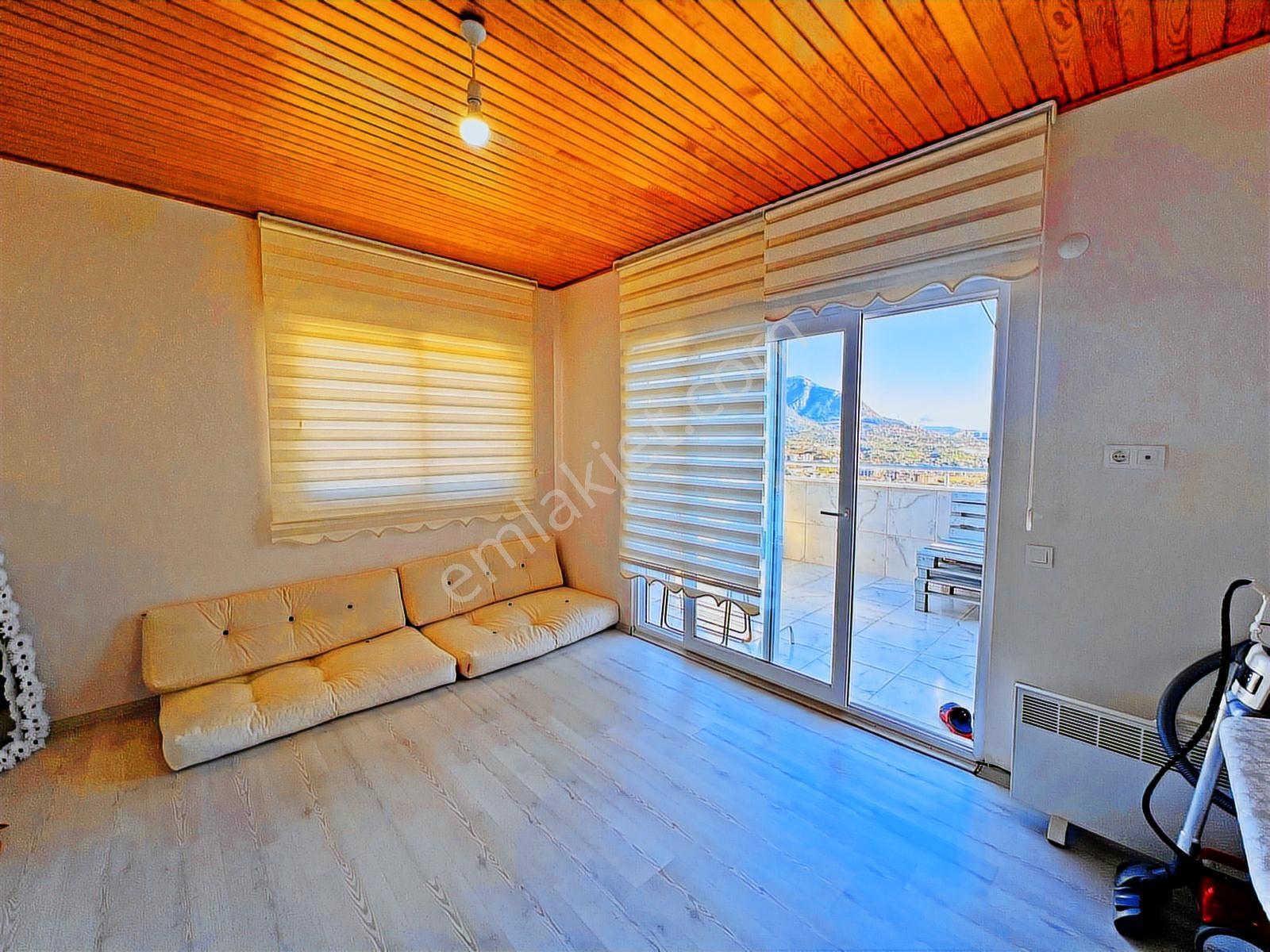 Alanya Çıplaklıda Satılık 4+1 Site İçi Manzaralı Dubleks Daire - Görsel 9