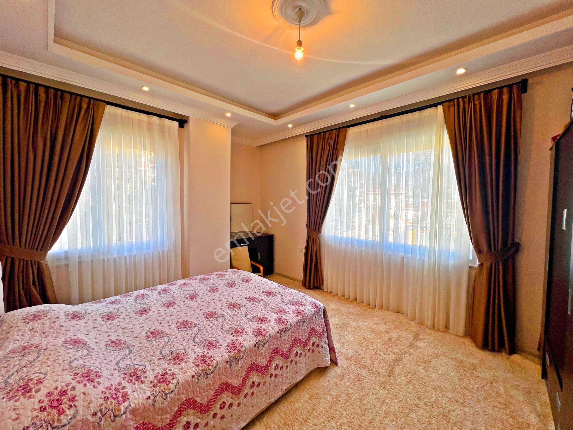 Alanya Çıplaklıda Satılık 4+1 Site İçi Manzaralı Dubleks Daire - Görsel 10