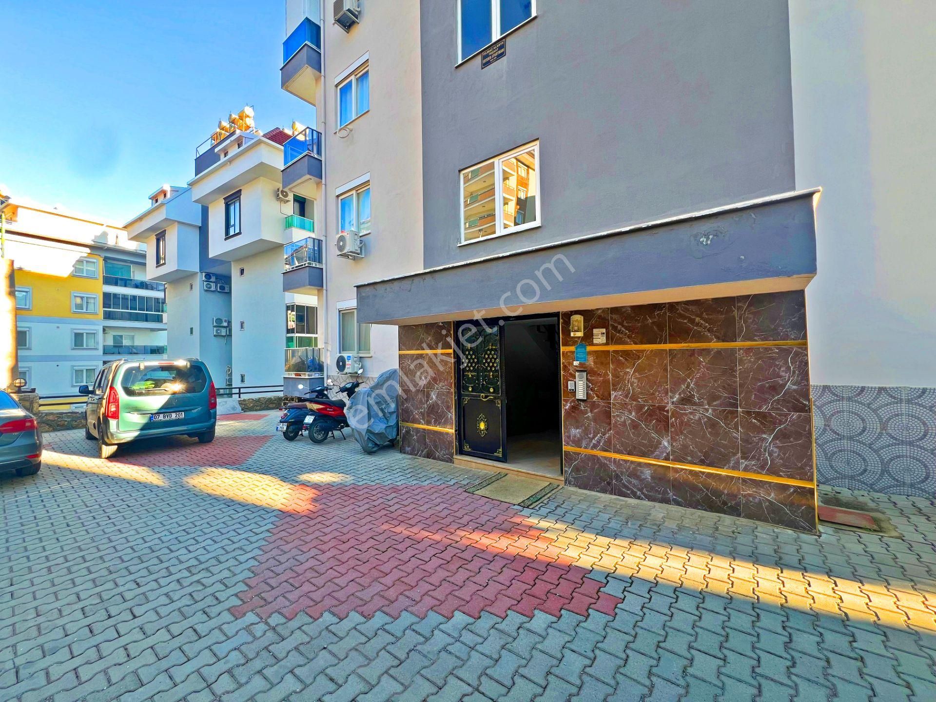 Alanya Çıplaklıda Satılık 4+1 Site İçi Manzaralı Dubleks Daire - Görsel 34