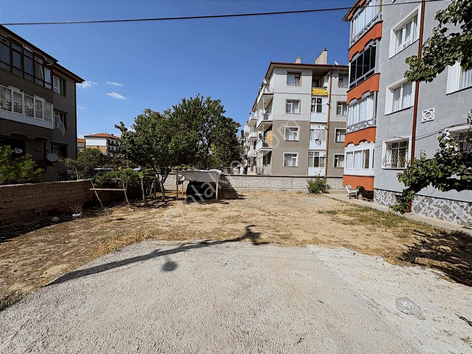 Parsanada Kaçmaz Fırsat! Stadyuma Yürüme Mesafesinde 2+1 Daire" - Görsel 24